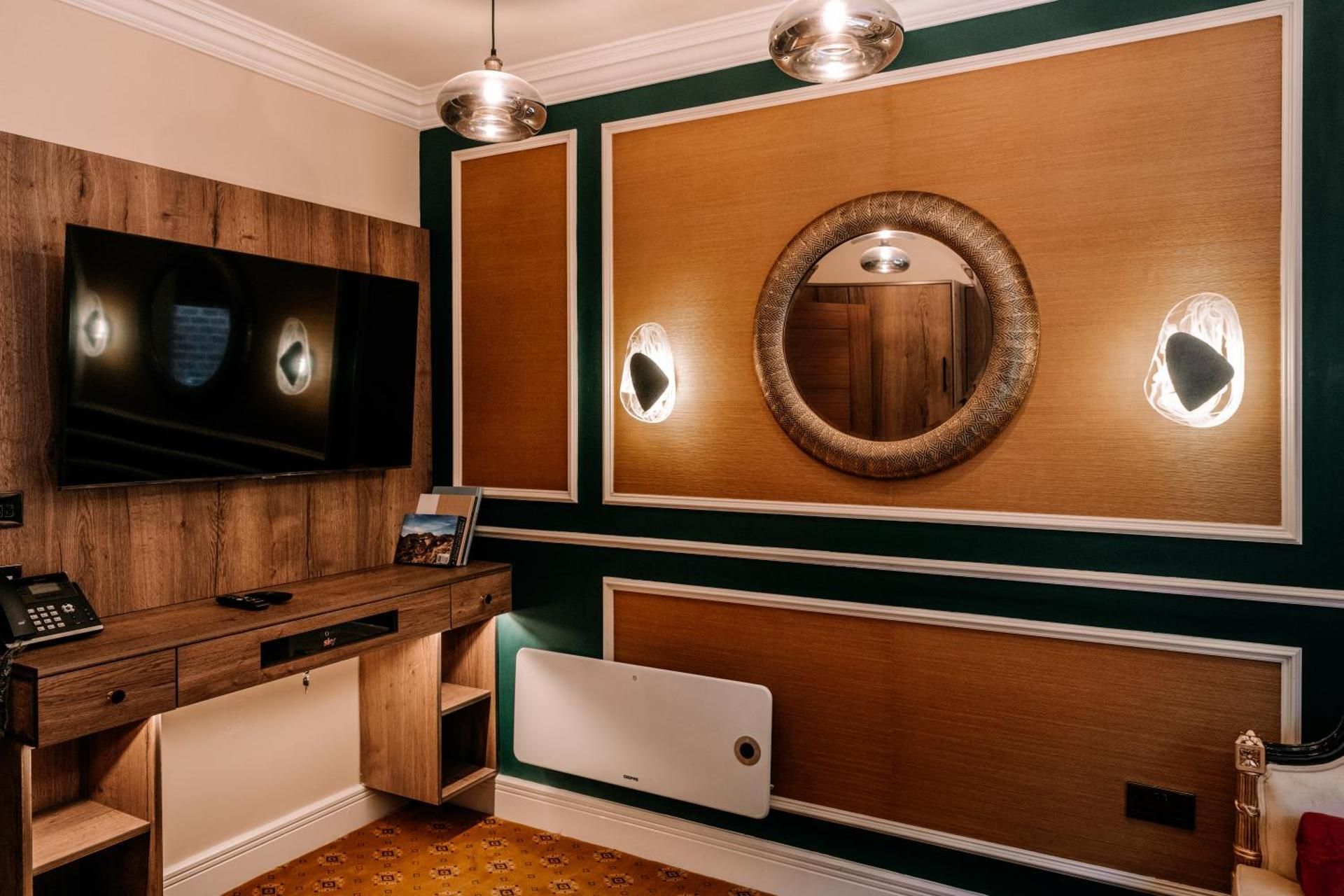 King Suite