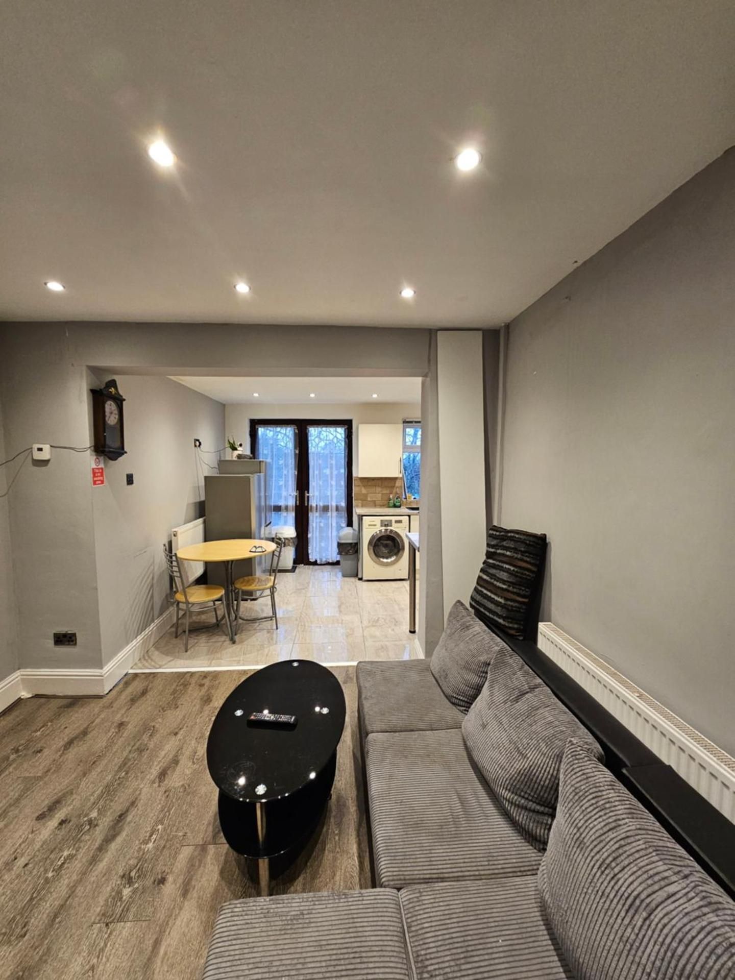 Single Room with Shared Bathroom