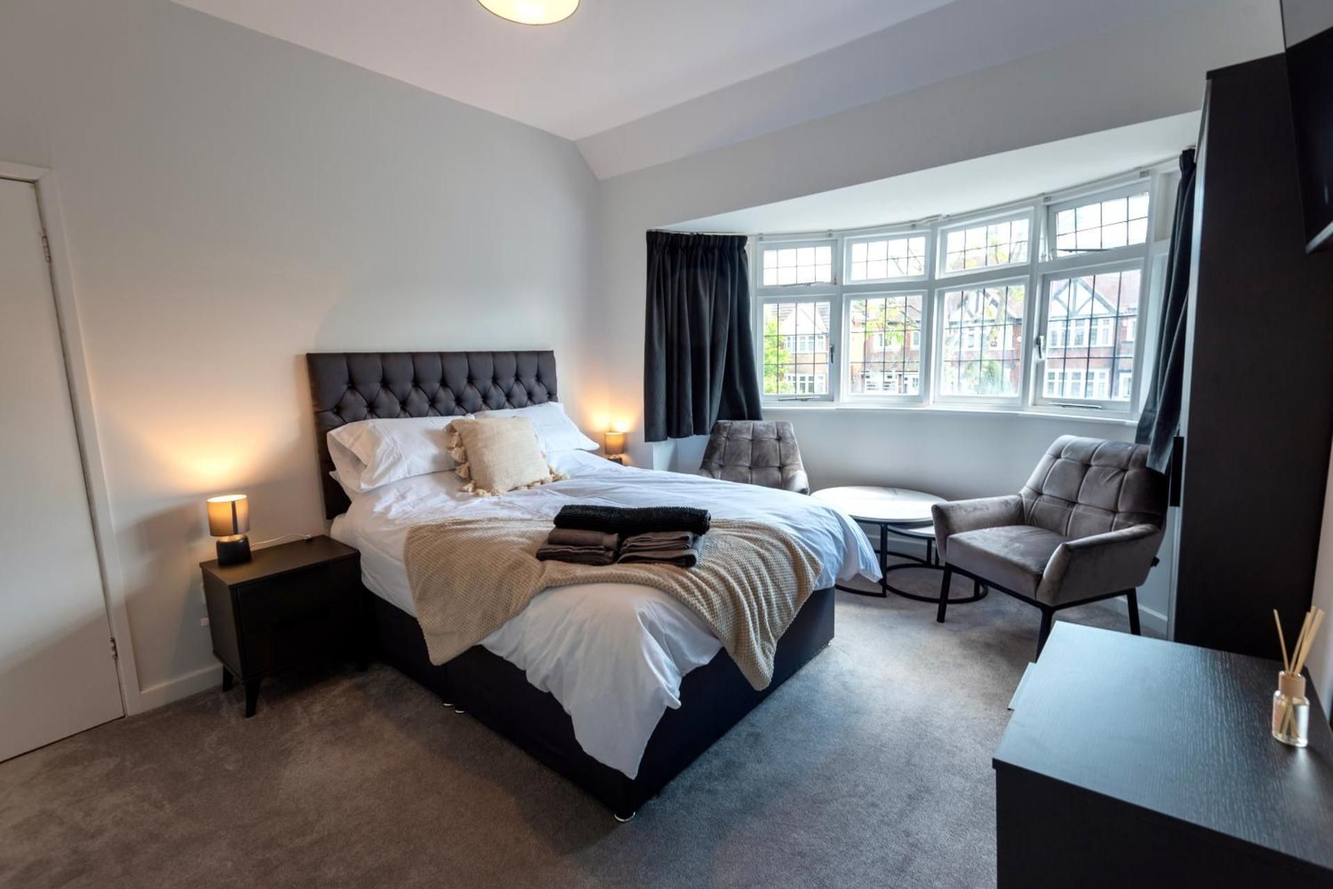 Double Room with Shared Bathroom