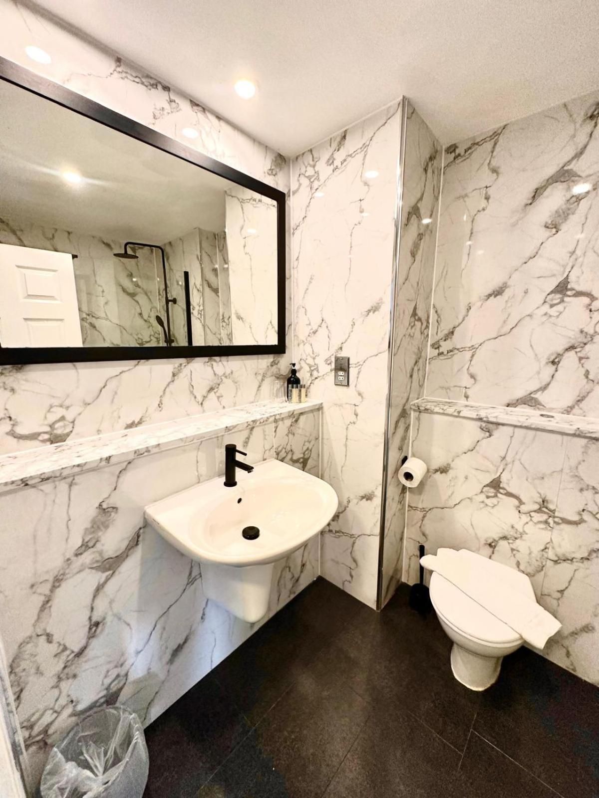 Deluxe Double King room