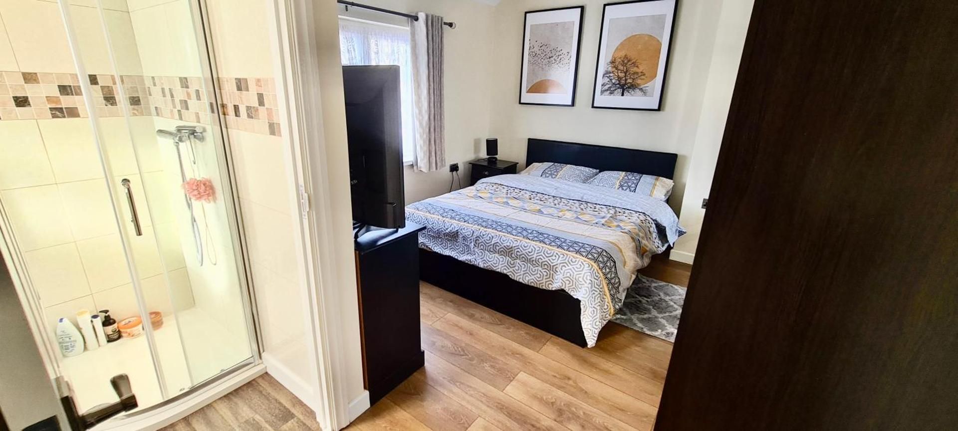 Guest House Rooms Birmingham King Room