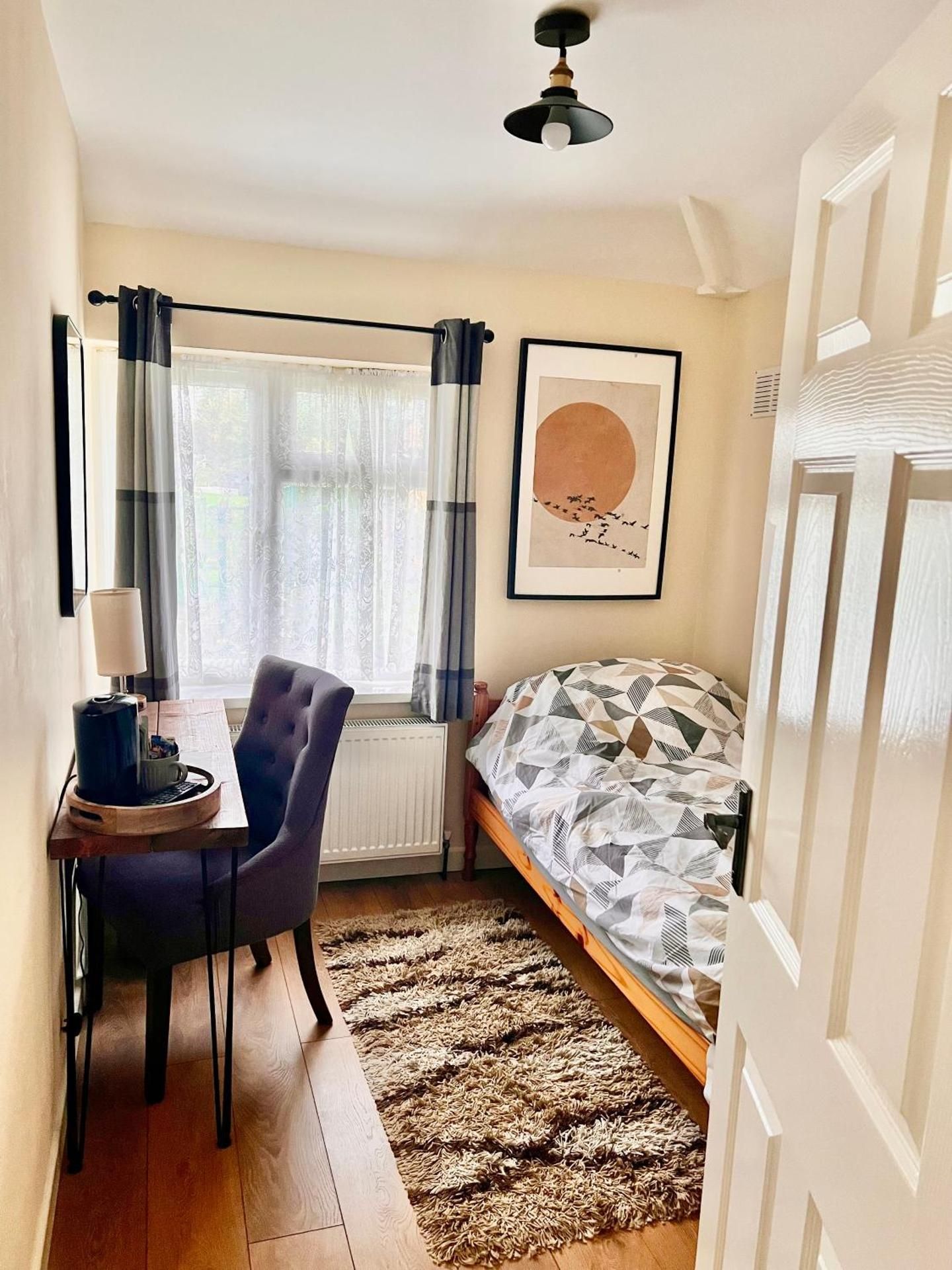 Guest House Rooms Birmingham Economy Single Room