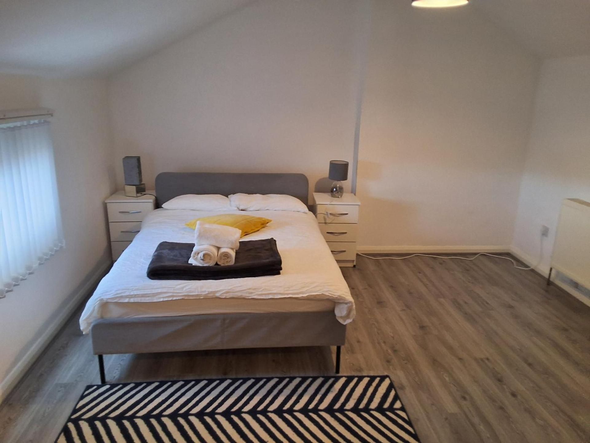 Double Room with Shared Bathroom