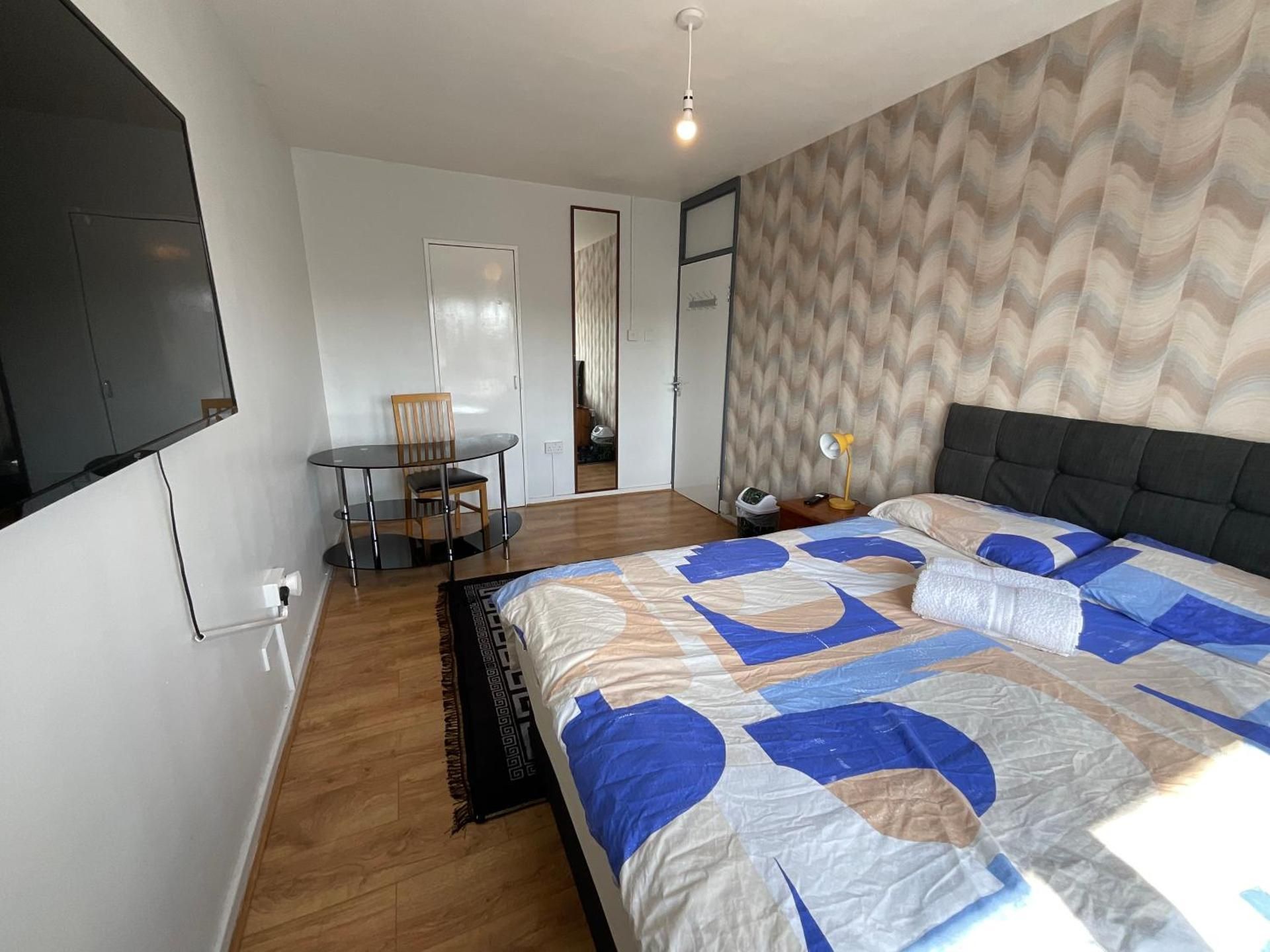 Large Double Room