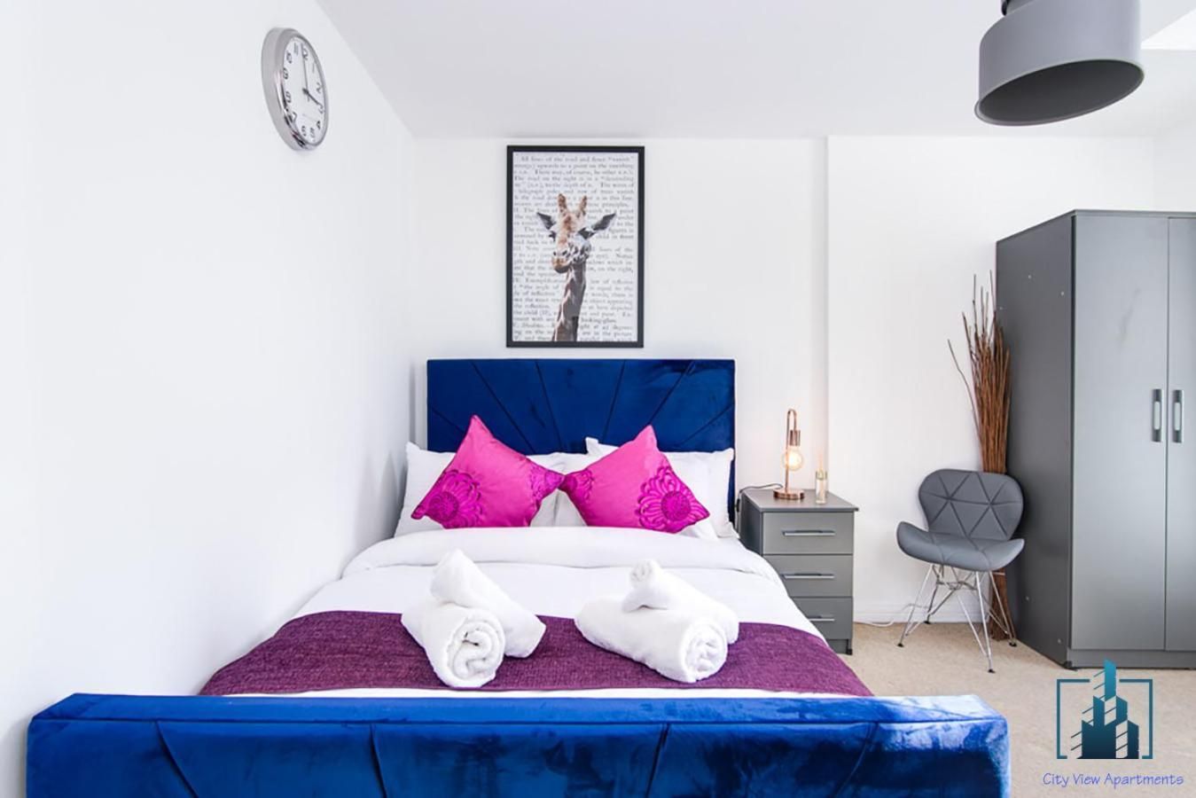 Birmingham City Centre City View Apartments Central very close to Bullring Two-Bedroom Apartment