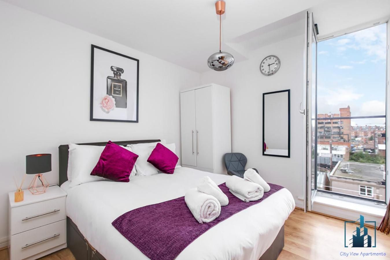 Birmingham City Centre City View Apartments Central very close to Bullring Junior Suite