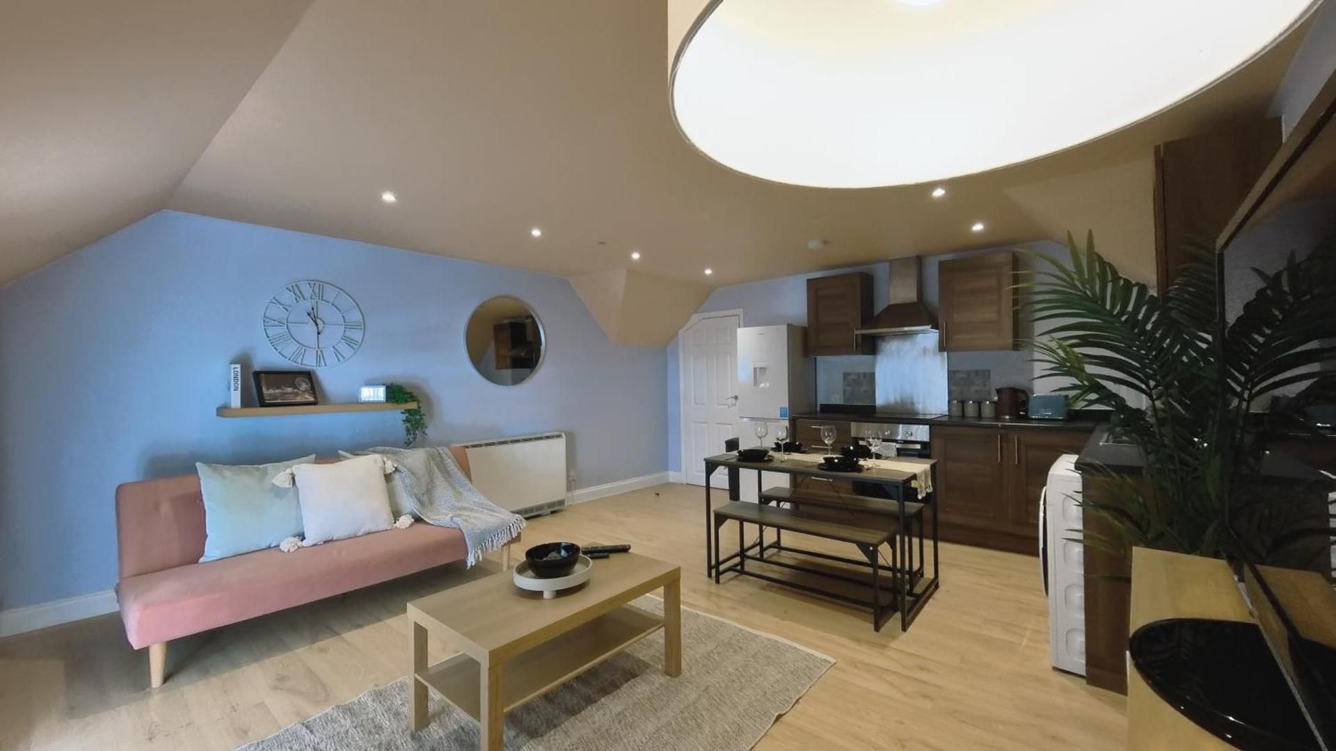Two-Bedroom Deluxe Apartment