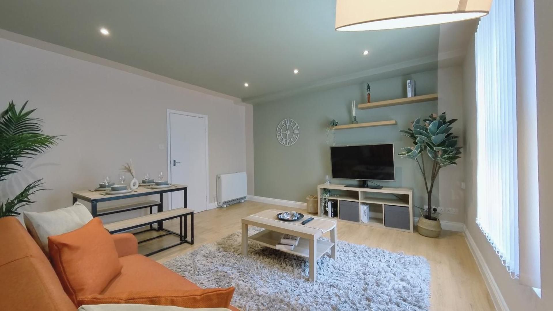 Three-Bedroom Superior Apartment