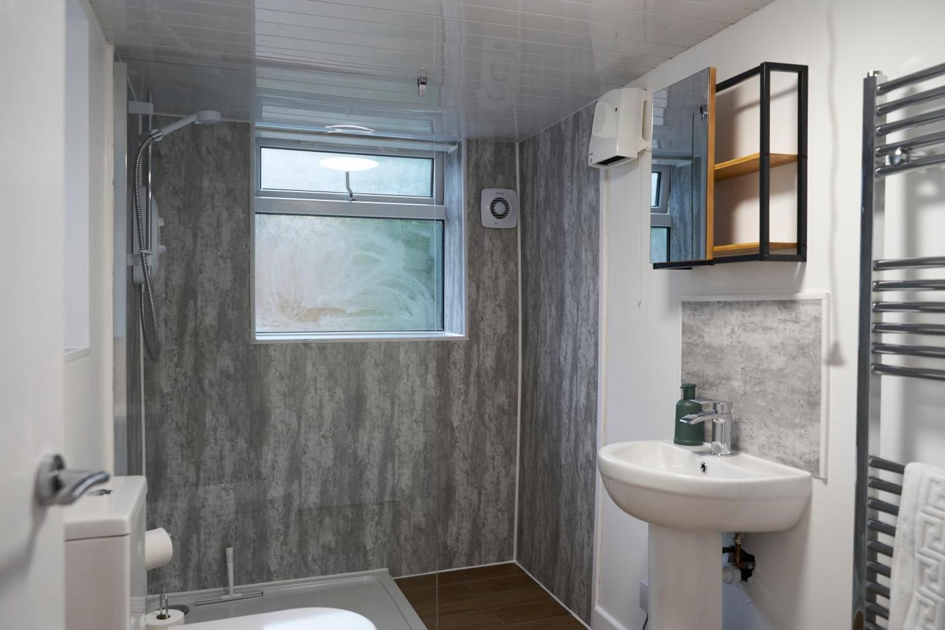 One-Bedroom Apartment with Garden