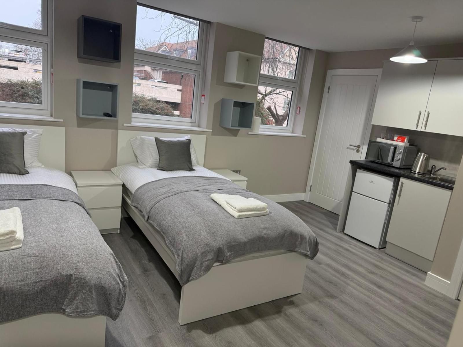 Twin Room with Private Bathroom