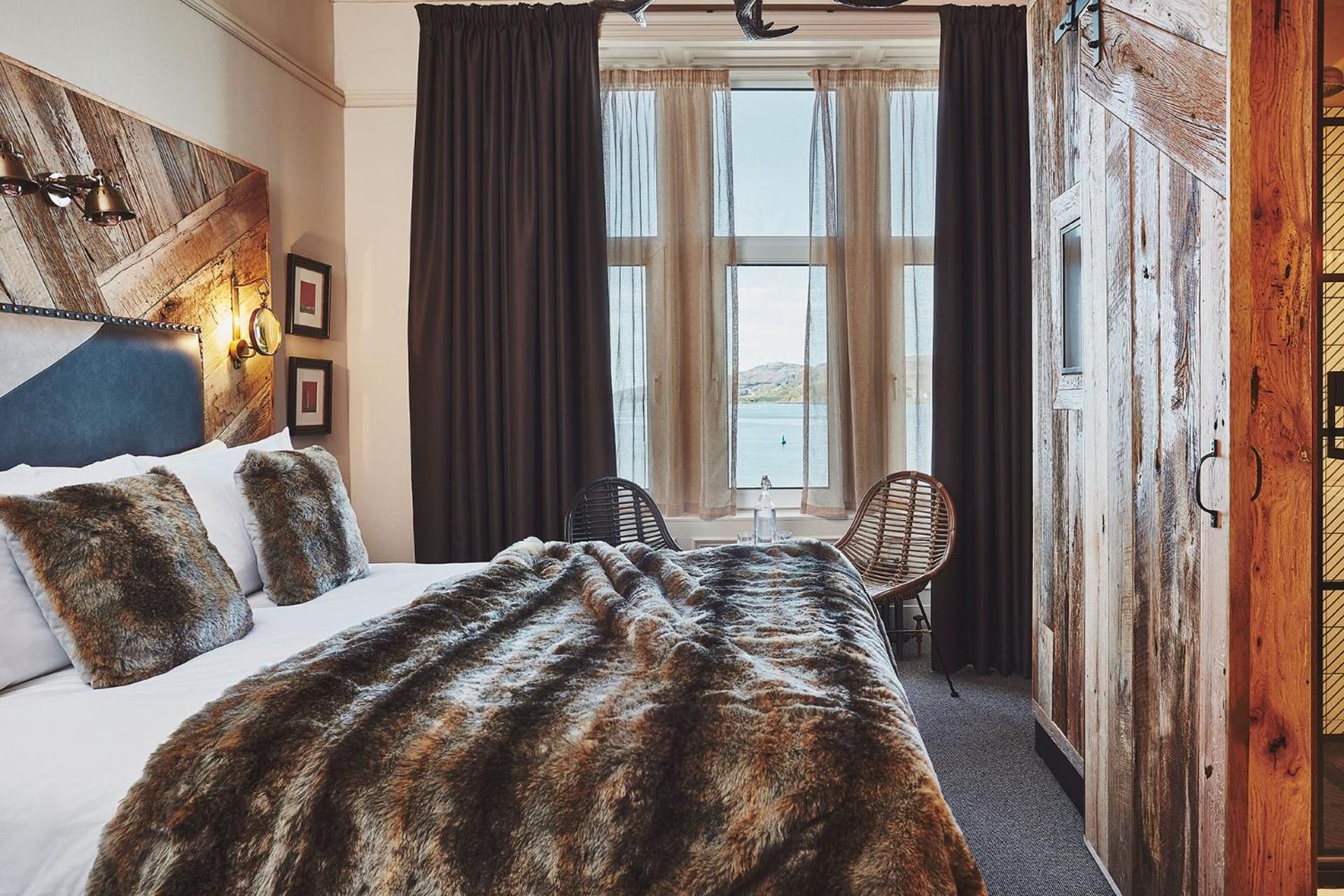 Cozy King Room with Sea View
