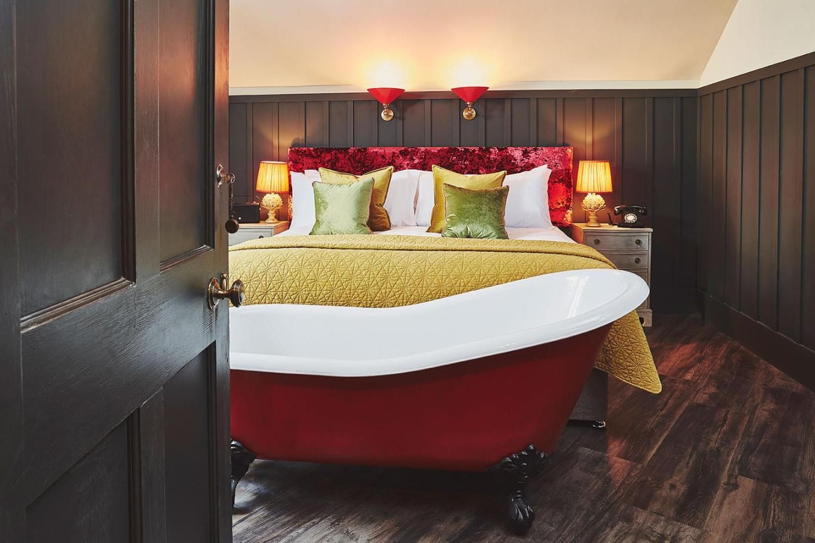 Deluxe Double Room with Bath