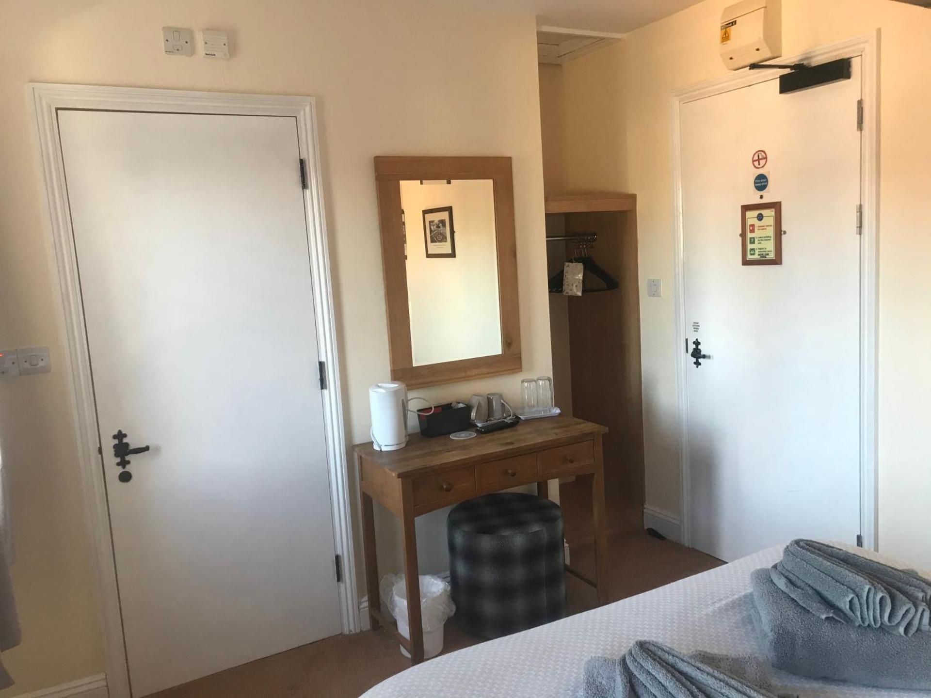 The Swan Inn Newport Double Room