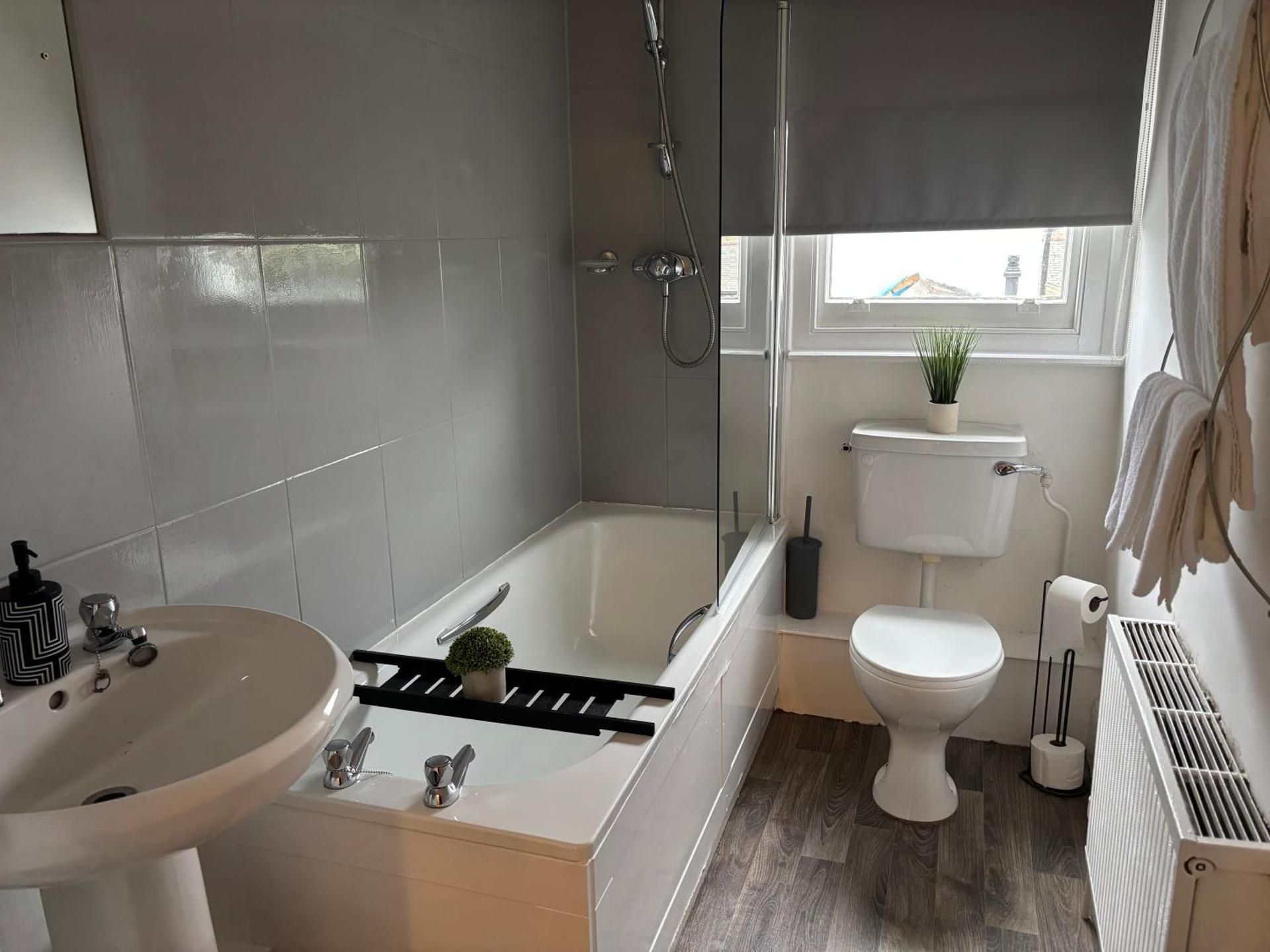 The Bickerton Poacher Deluxe Double Room with Bath 2