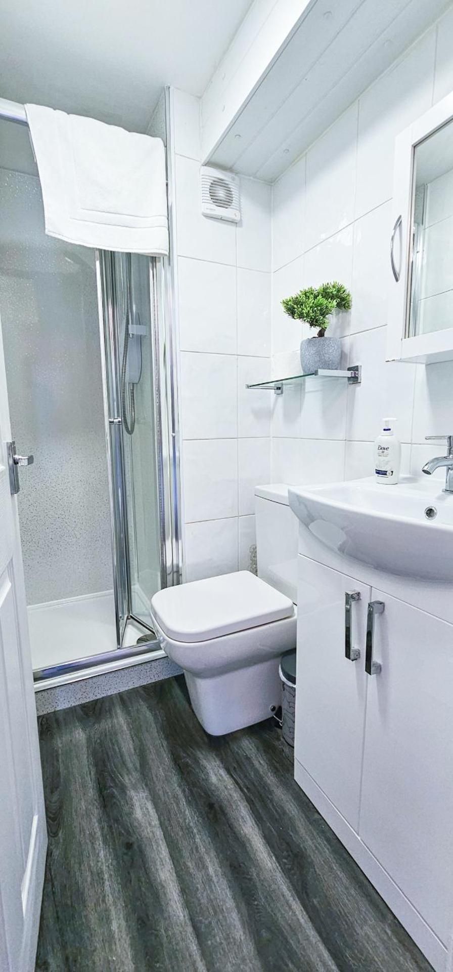 Triple Room with Shared Bathroom