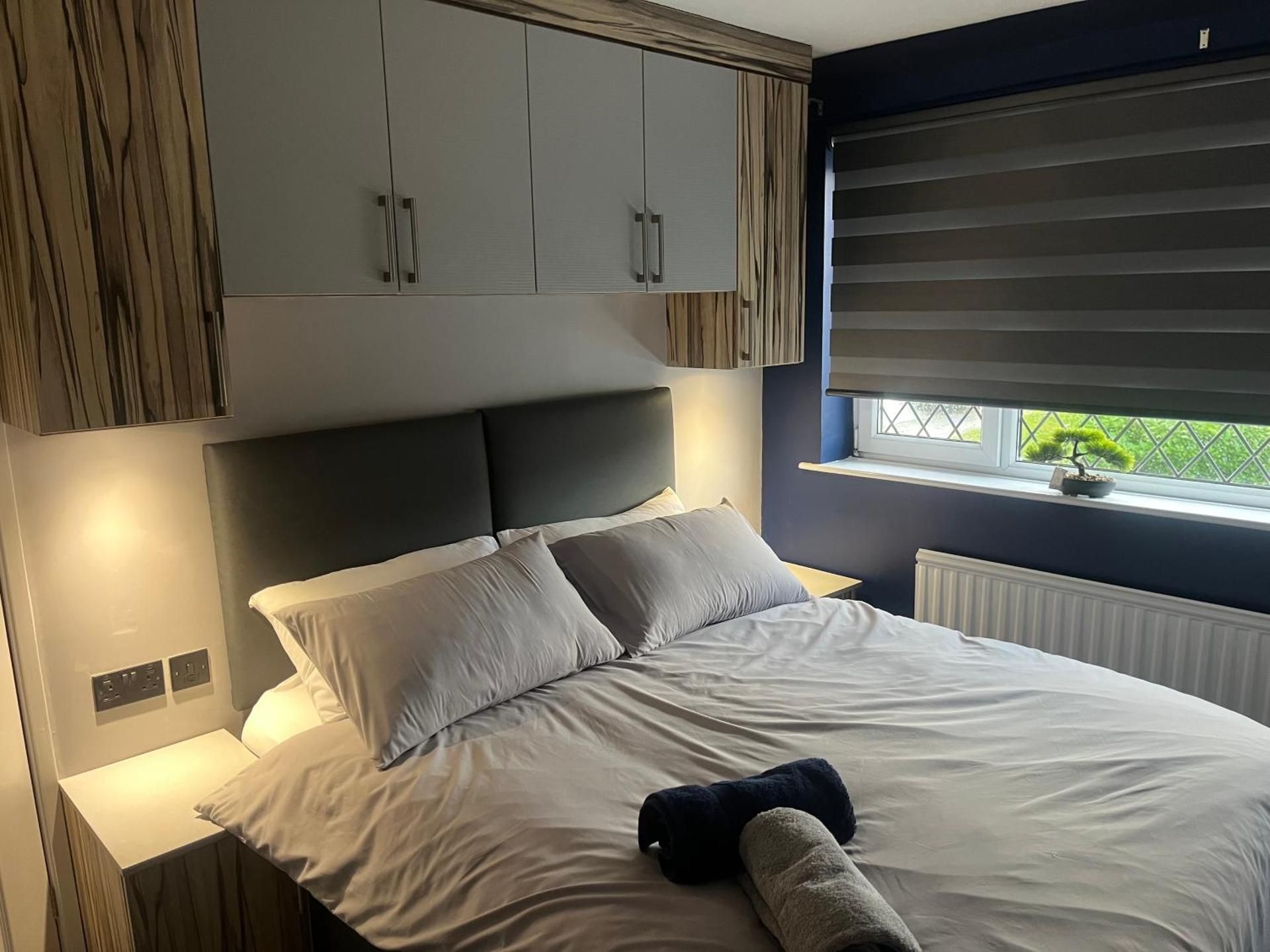 Double Room with Shared Bathroom
