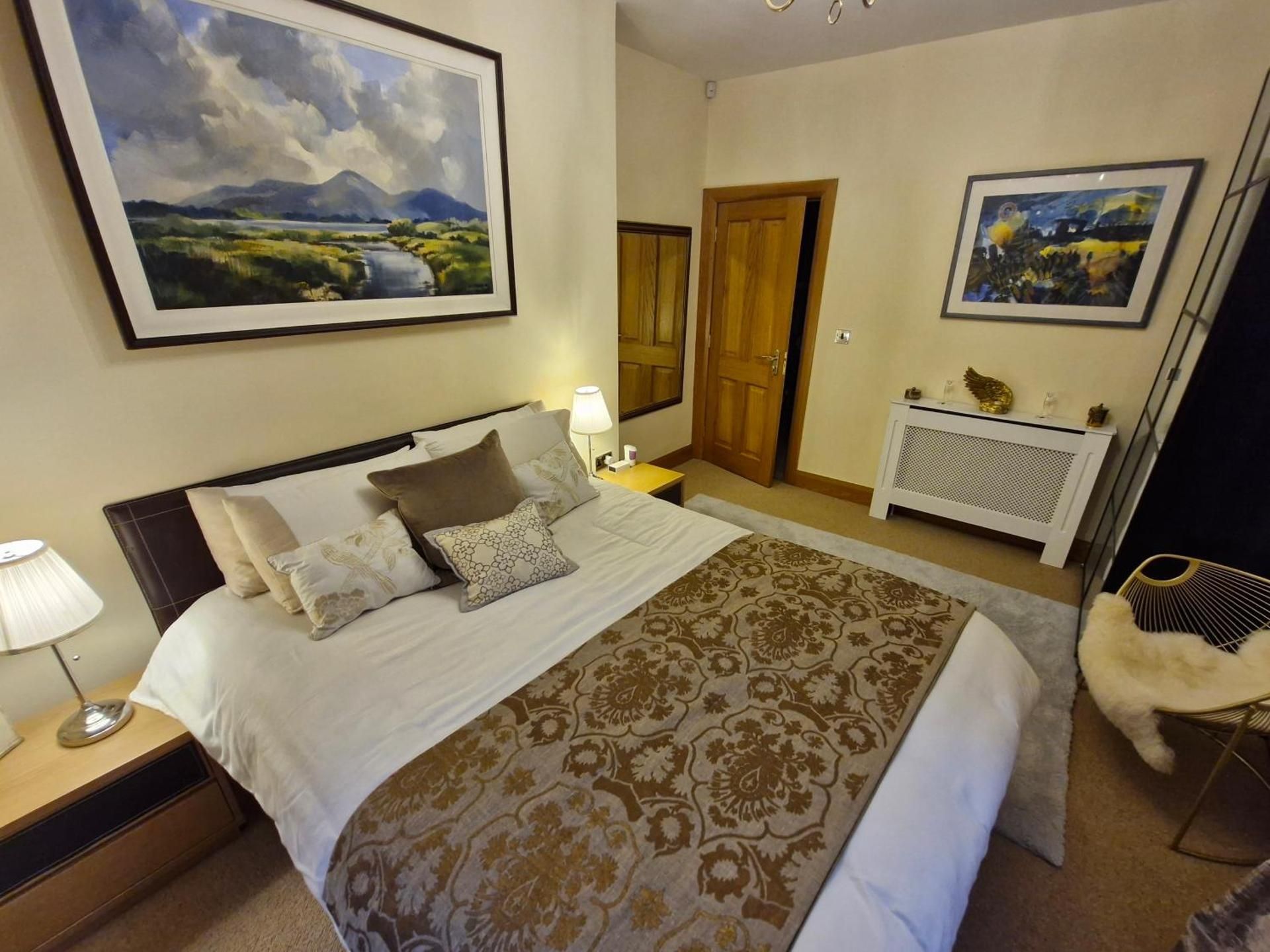 King Room