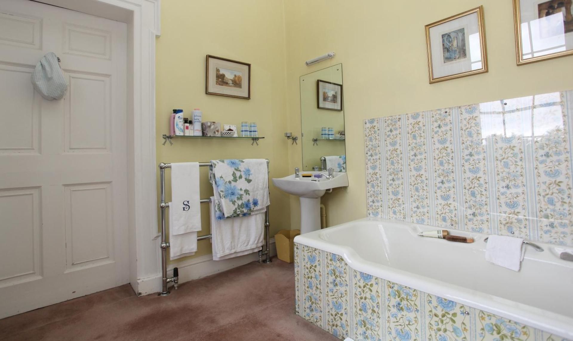 King Room with Garden View