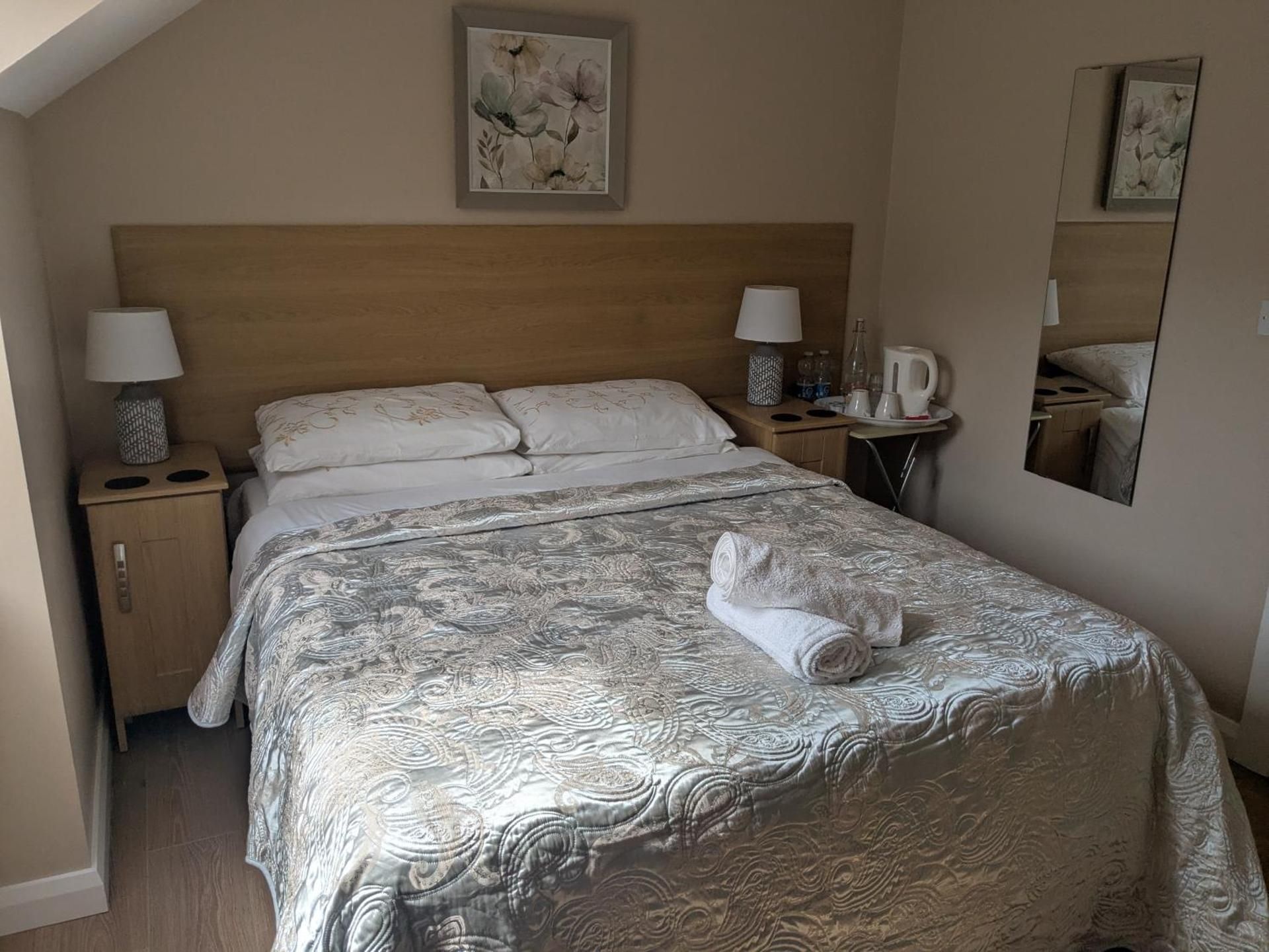 Double Room with Private External Bathroom