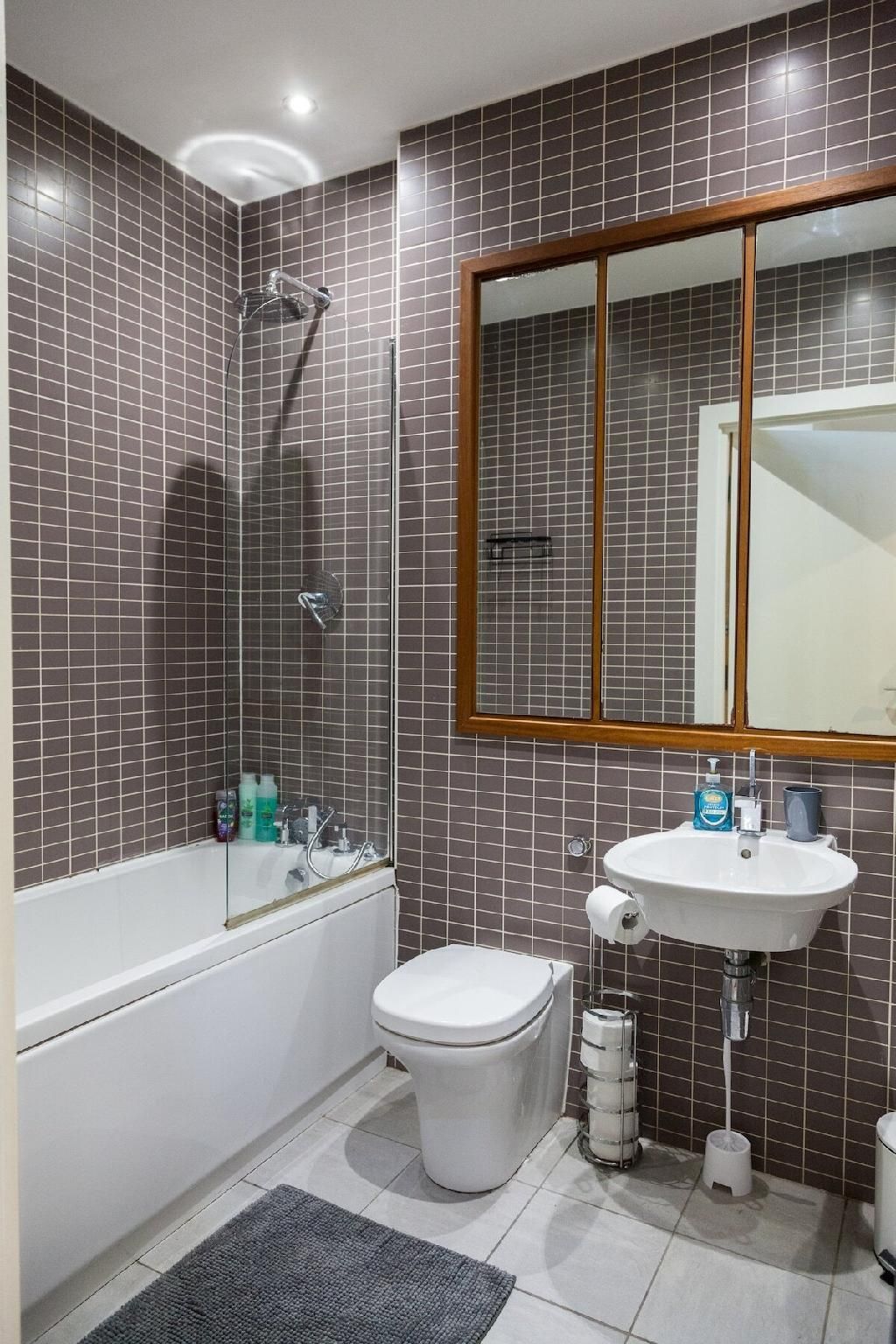 Apartment-Private Bathroom