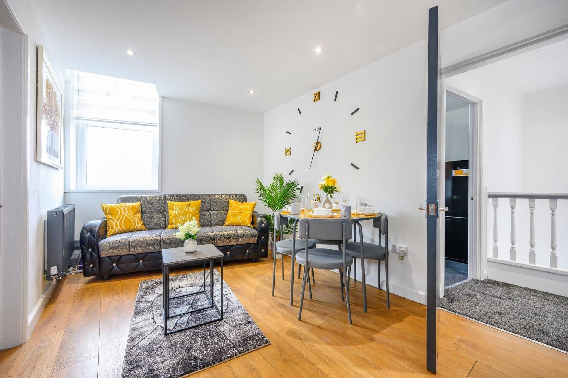 Double Room with Shared Bathroom