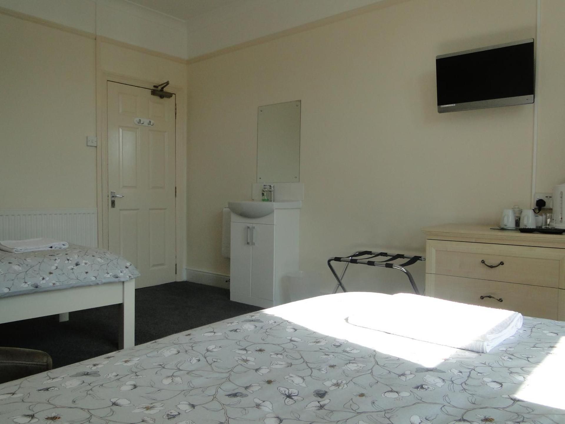 Large Twin Room