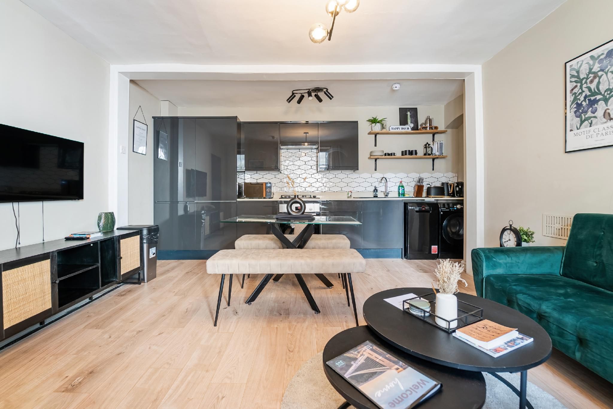 Apartment-Modern-Private Bathroom