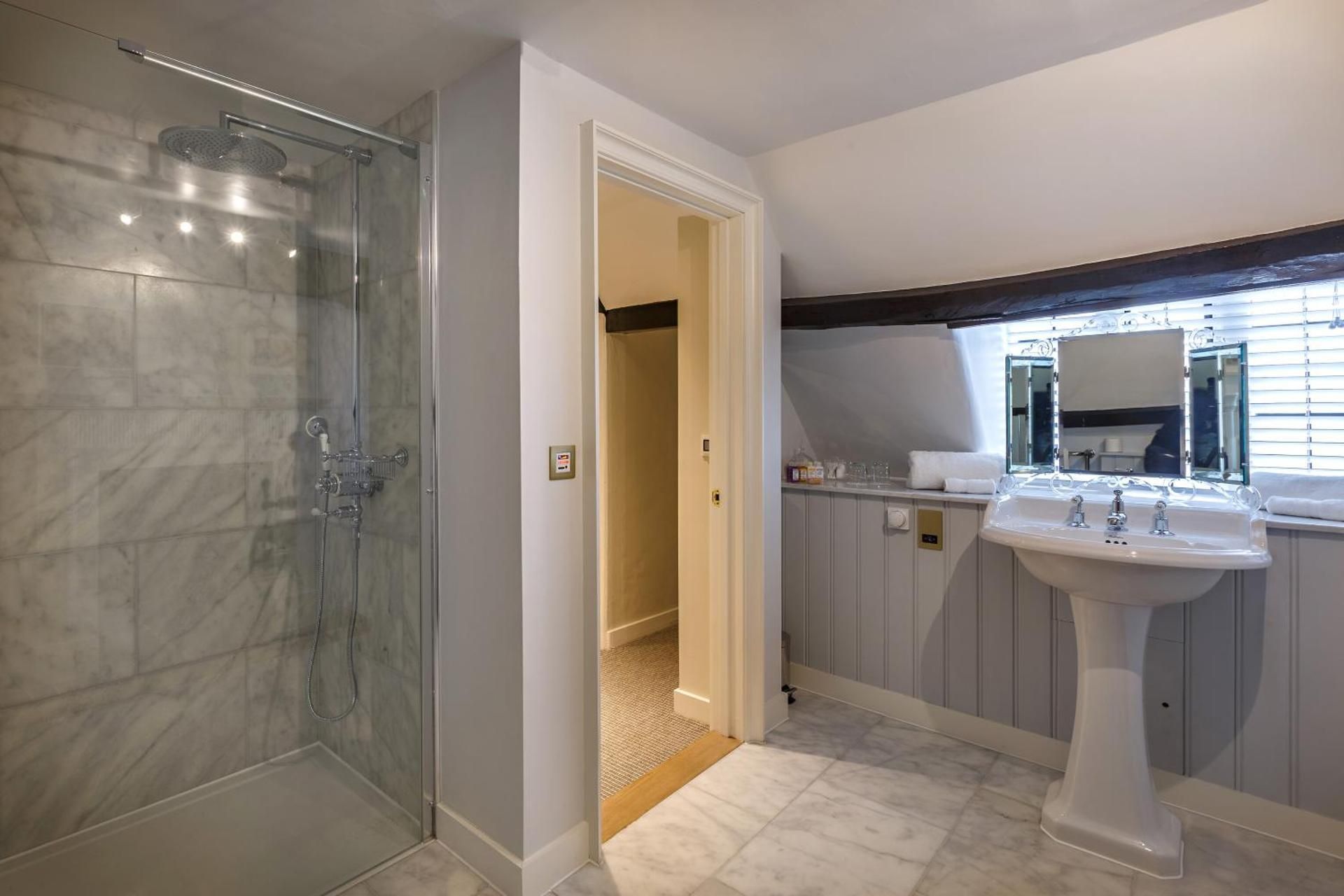 Suite - Attic