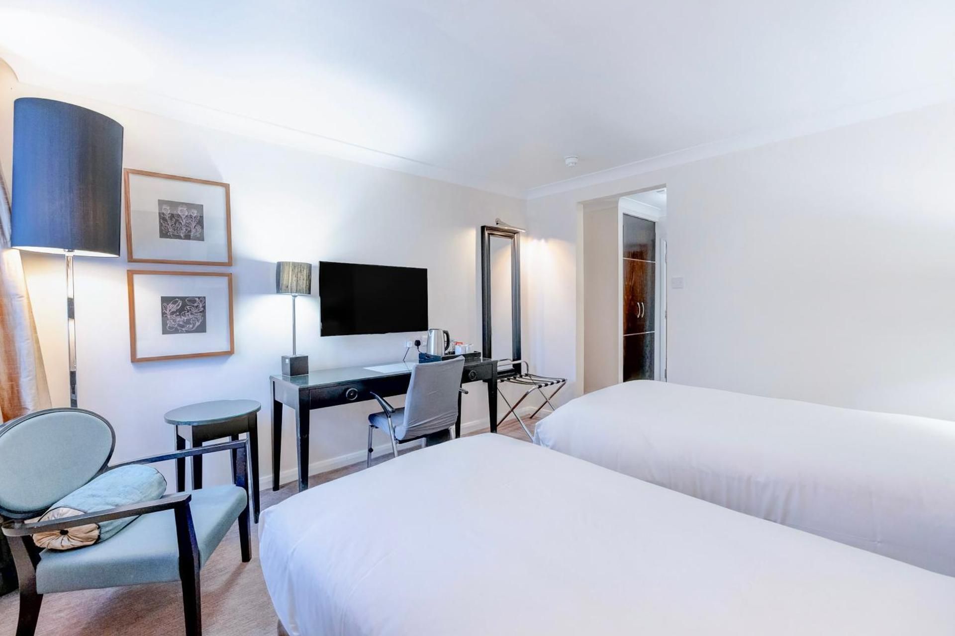 Superior Twin Room