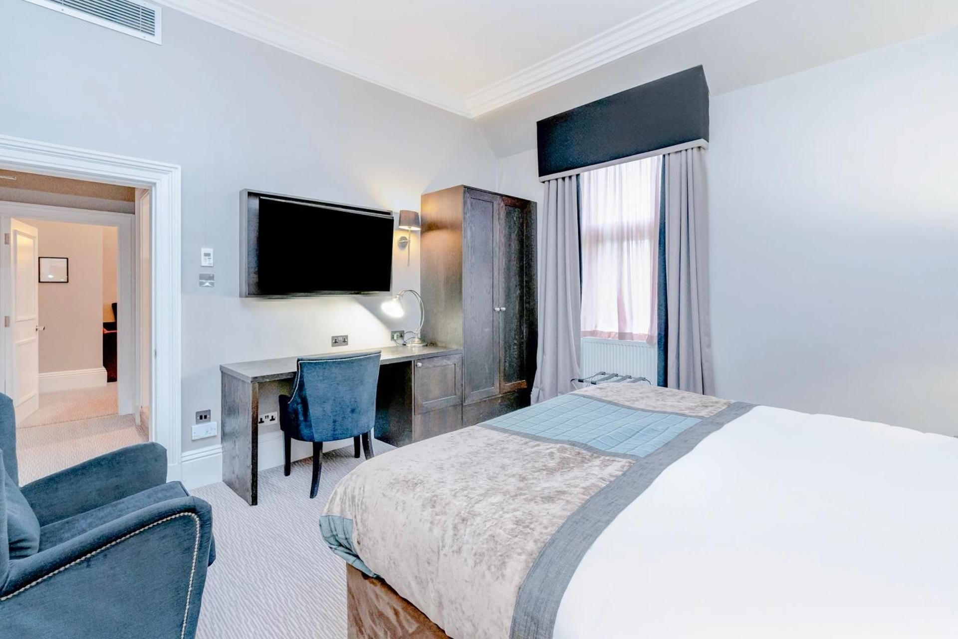 Superior Suite