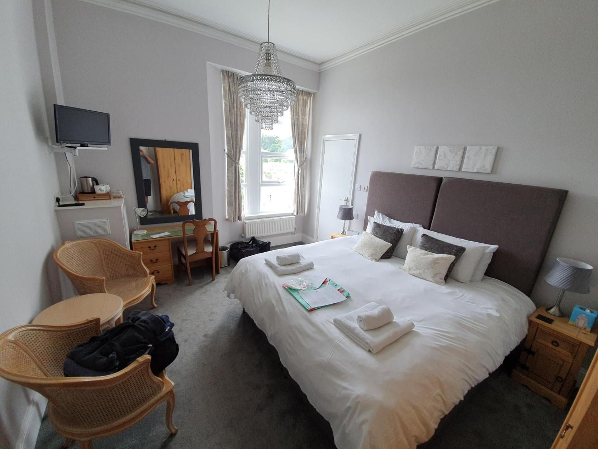 Large Double or Twin Room