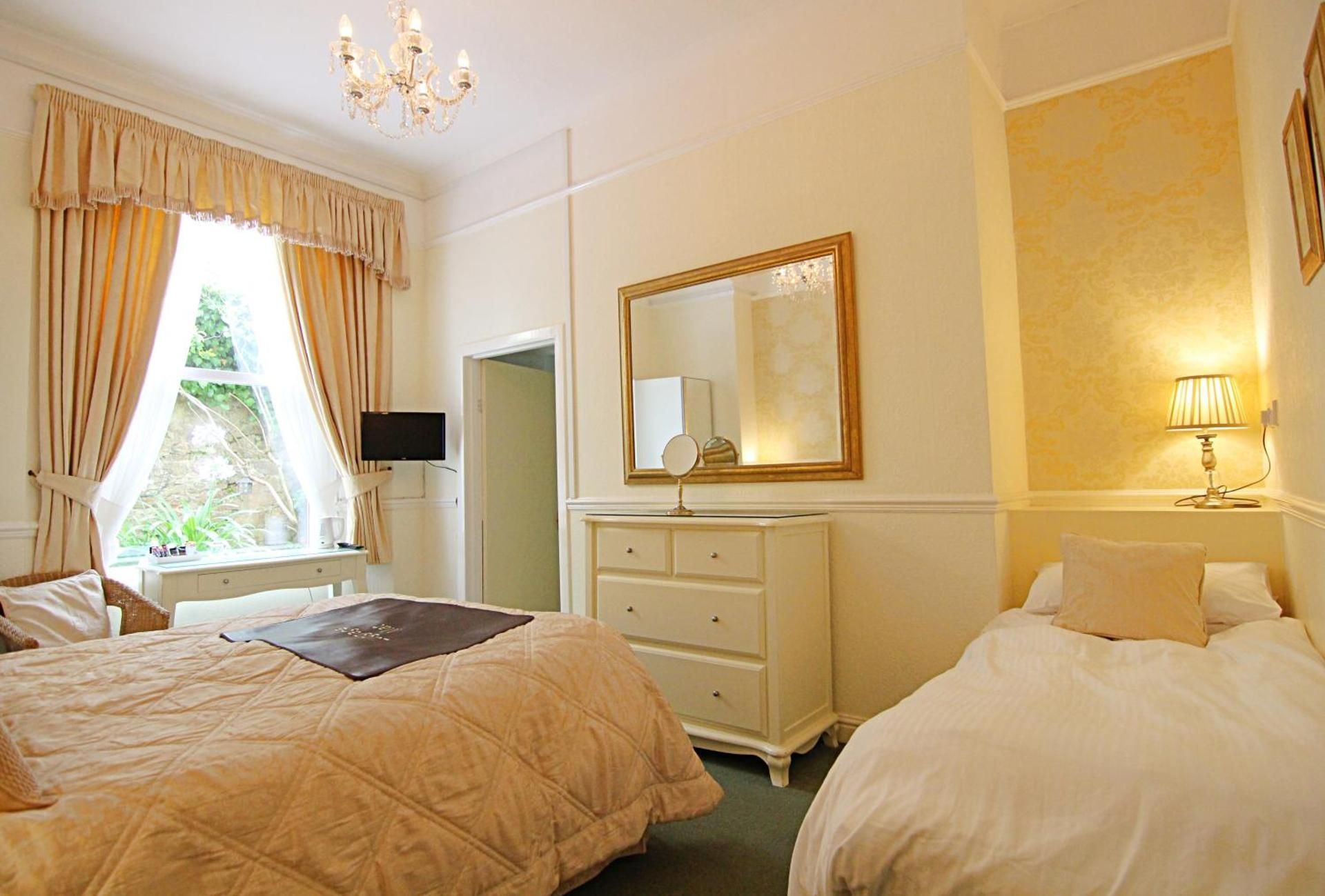 Superior Double Room - Ground Floor