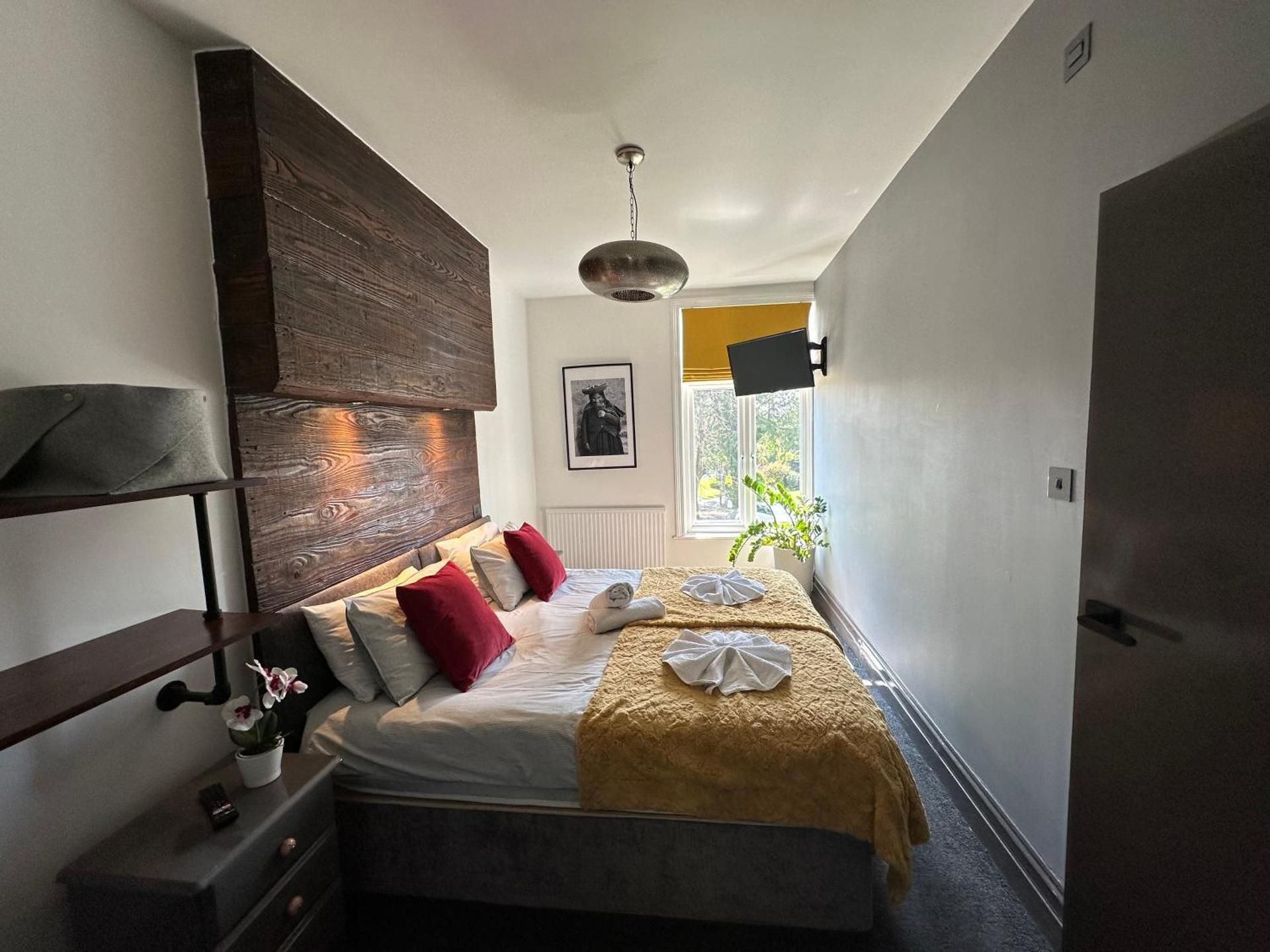 Deluxe Quadruple Room