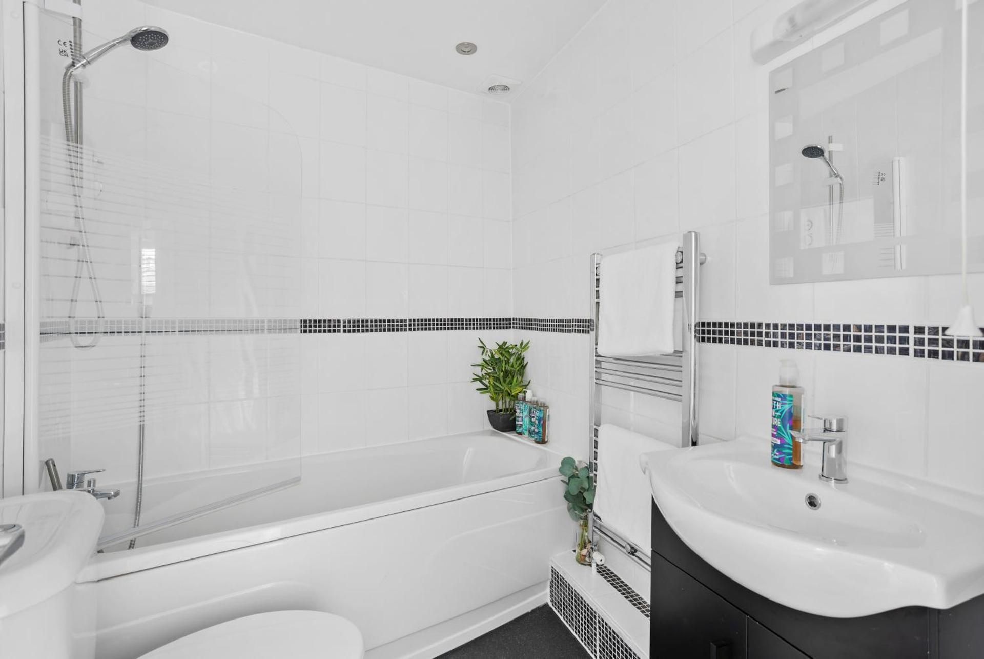 One-Bedroom Premier Apartment
