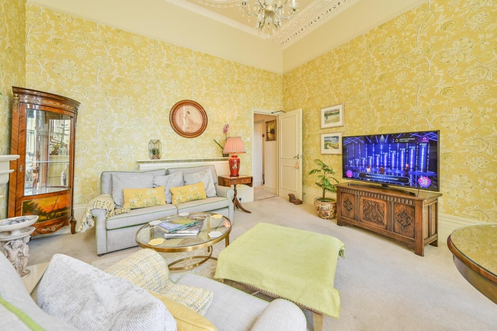 Superior Apartment