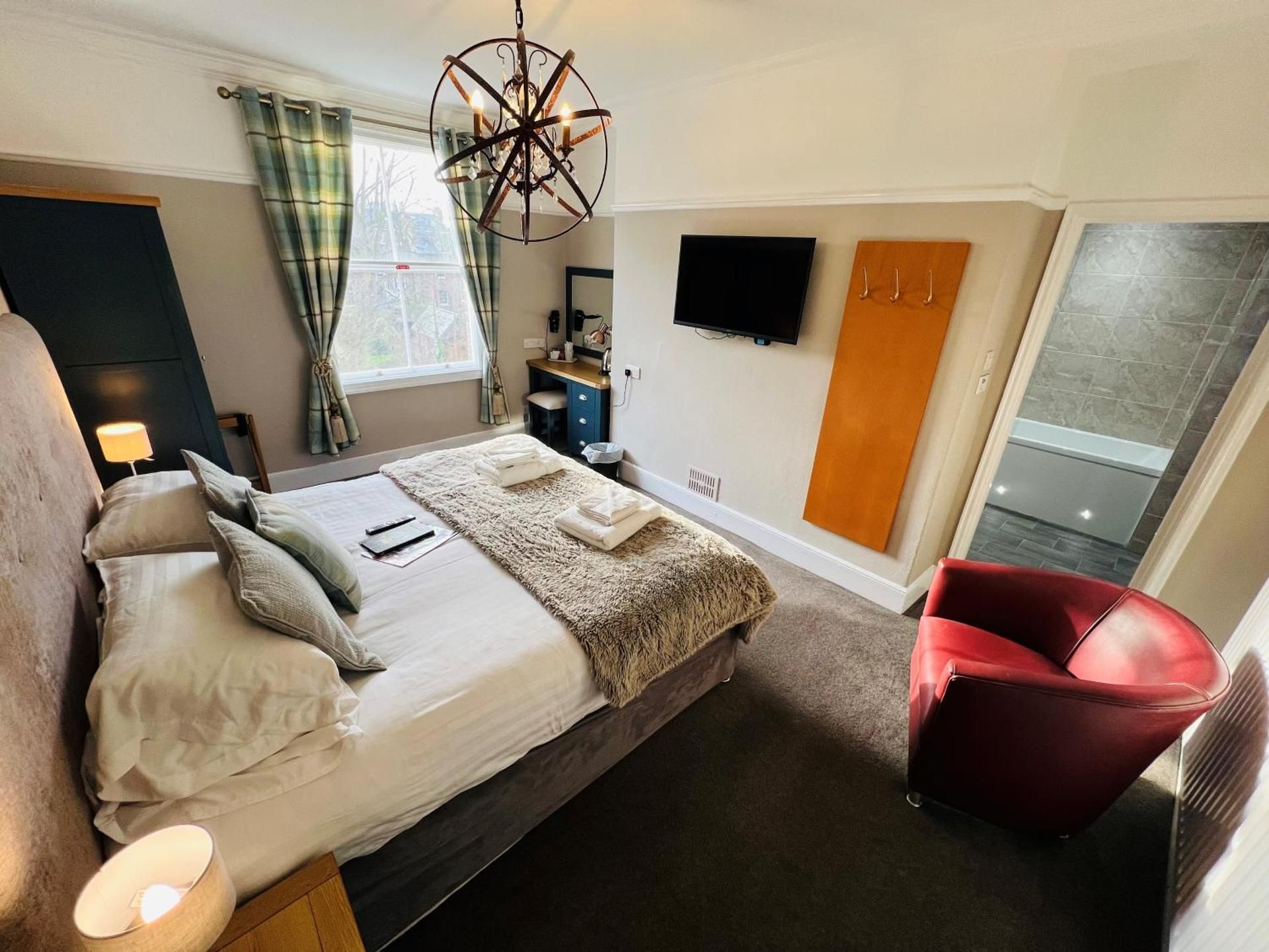 Deluxe King or Twin Room