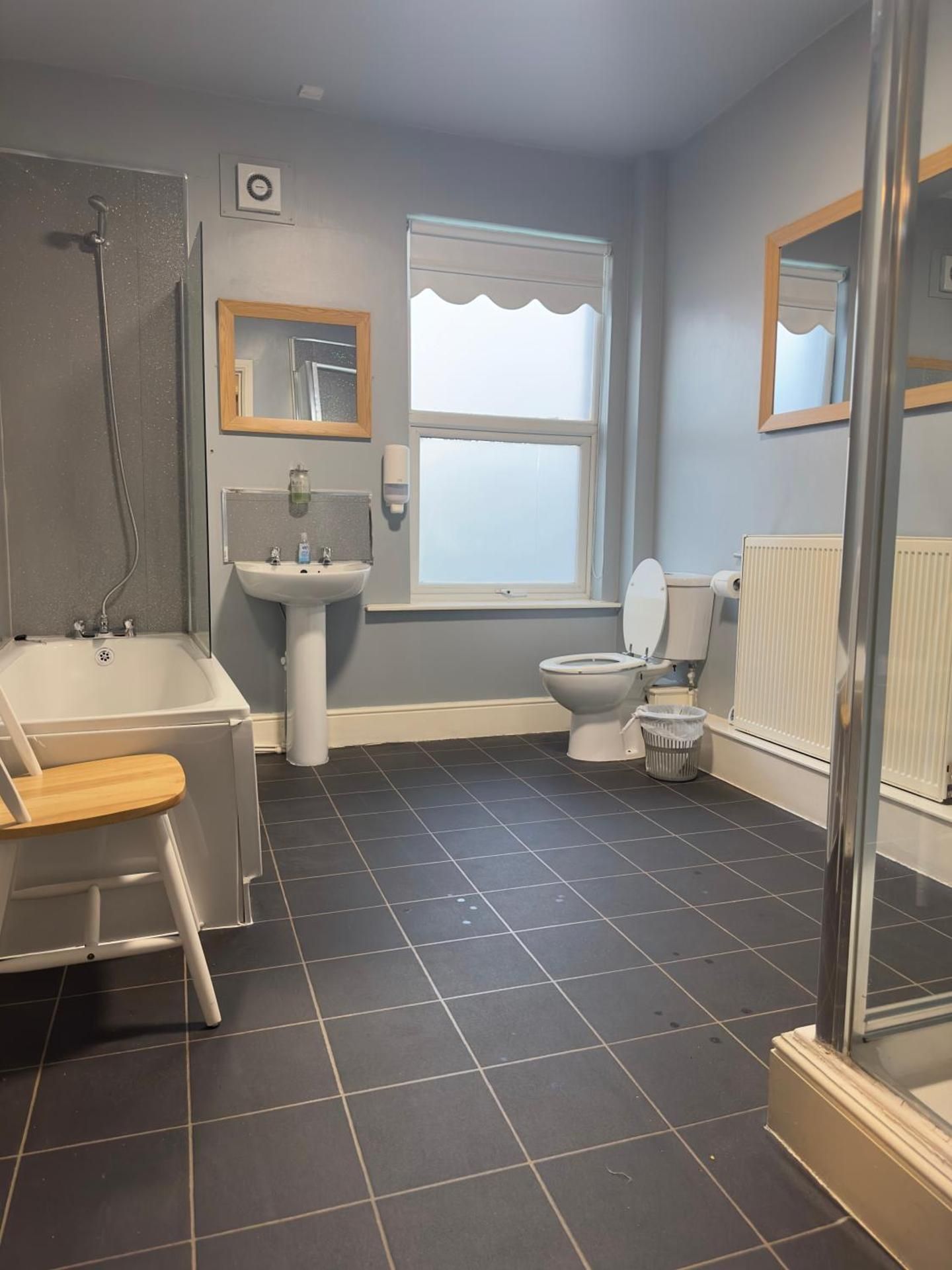 Standard Twin Room with Shared Bathroom