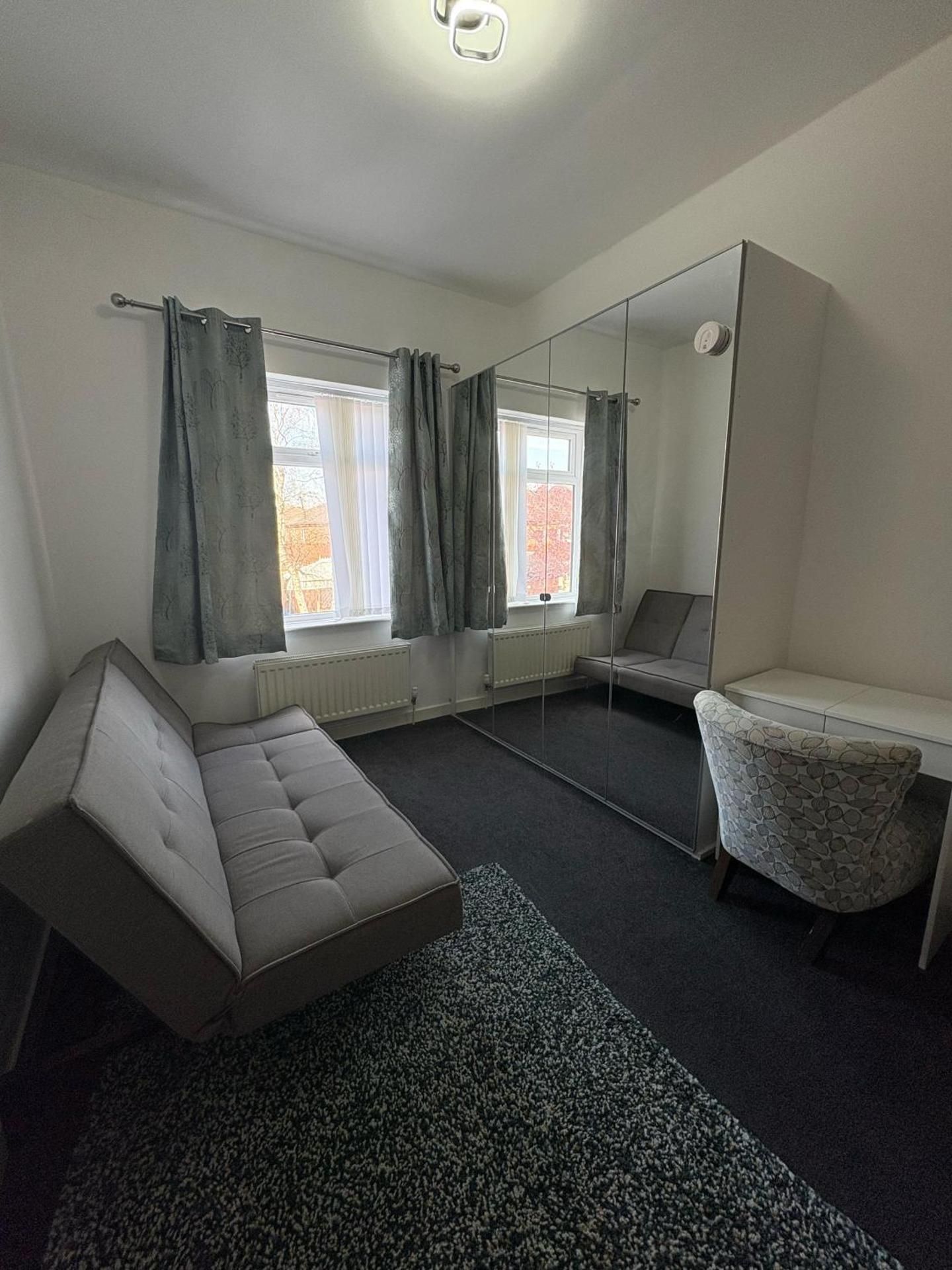 Double Room with Shared Bathroom