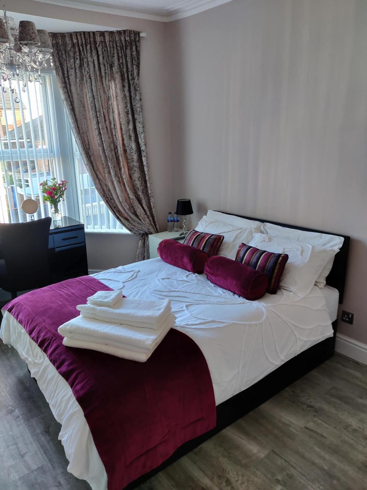 Double Room with Shared Bathroom