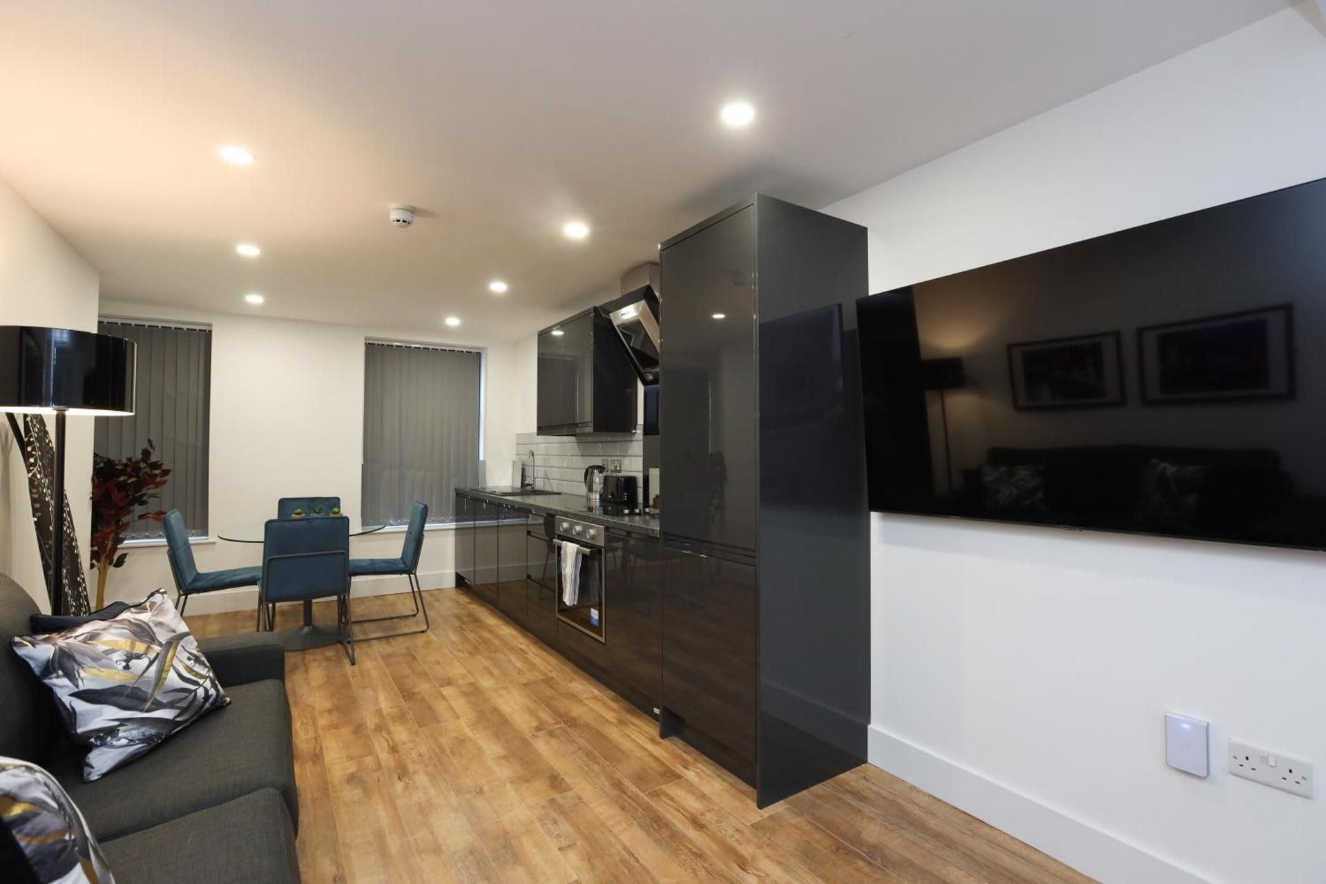 One-Bedroom Apartment