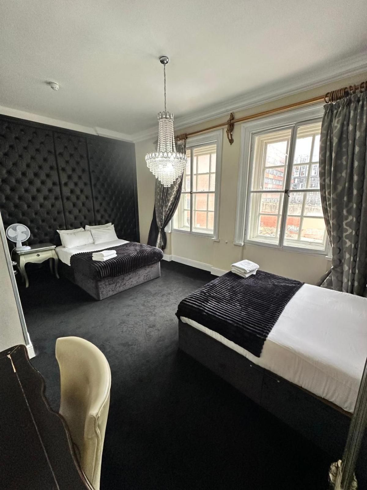 Superior Queen Room