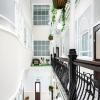 Terlon Apartment- By FM Living