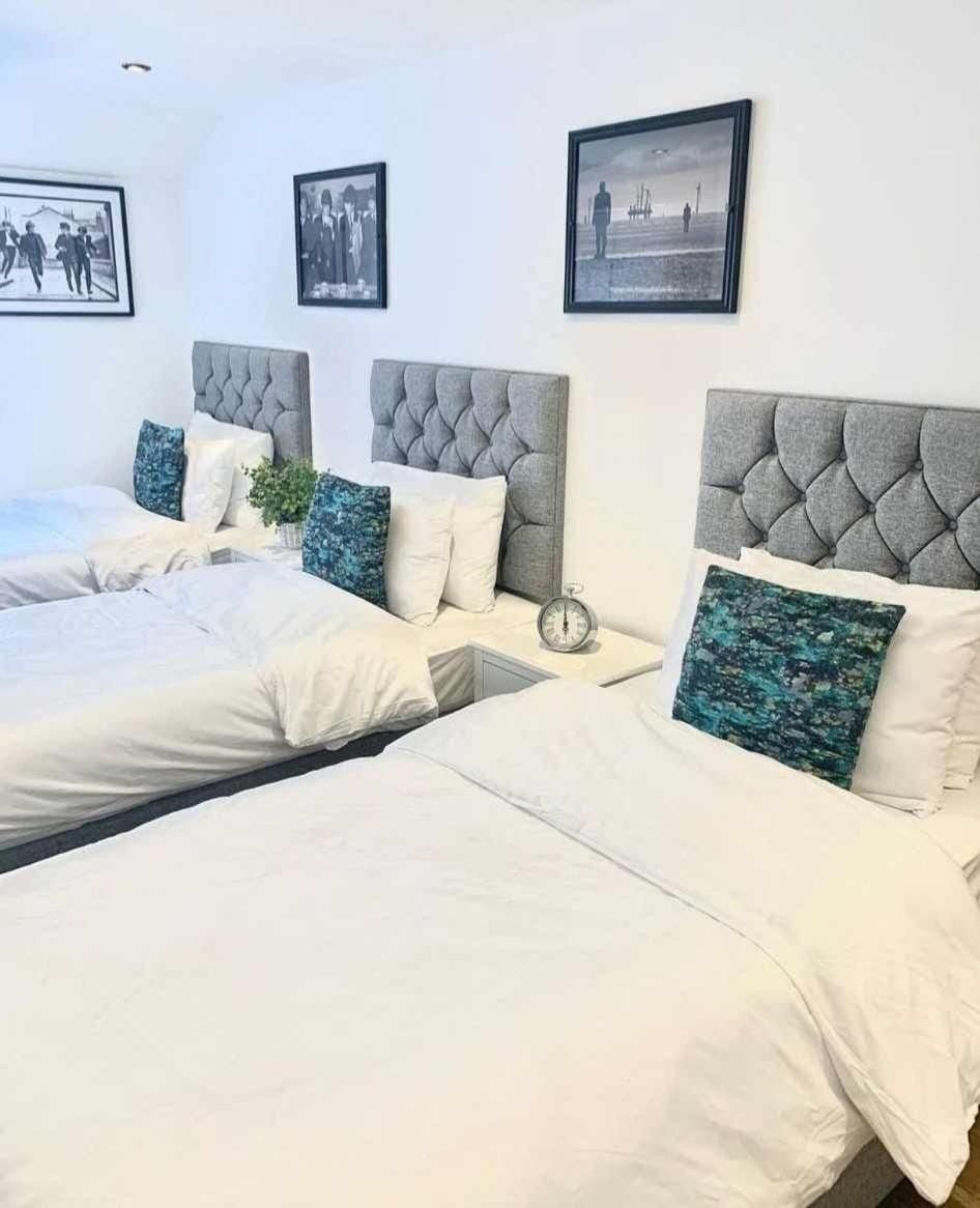 Three-Bedroom Superior Apartment