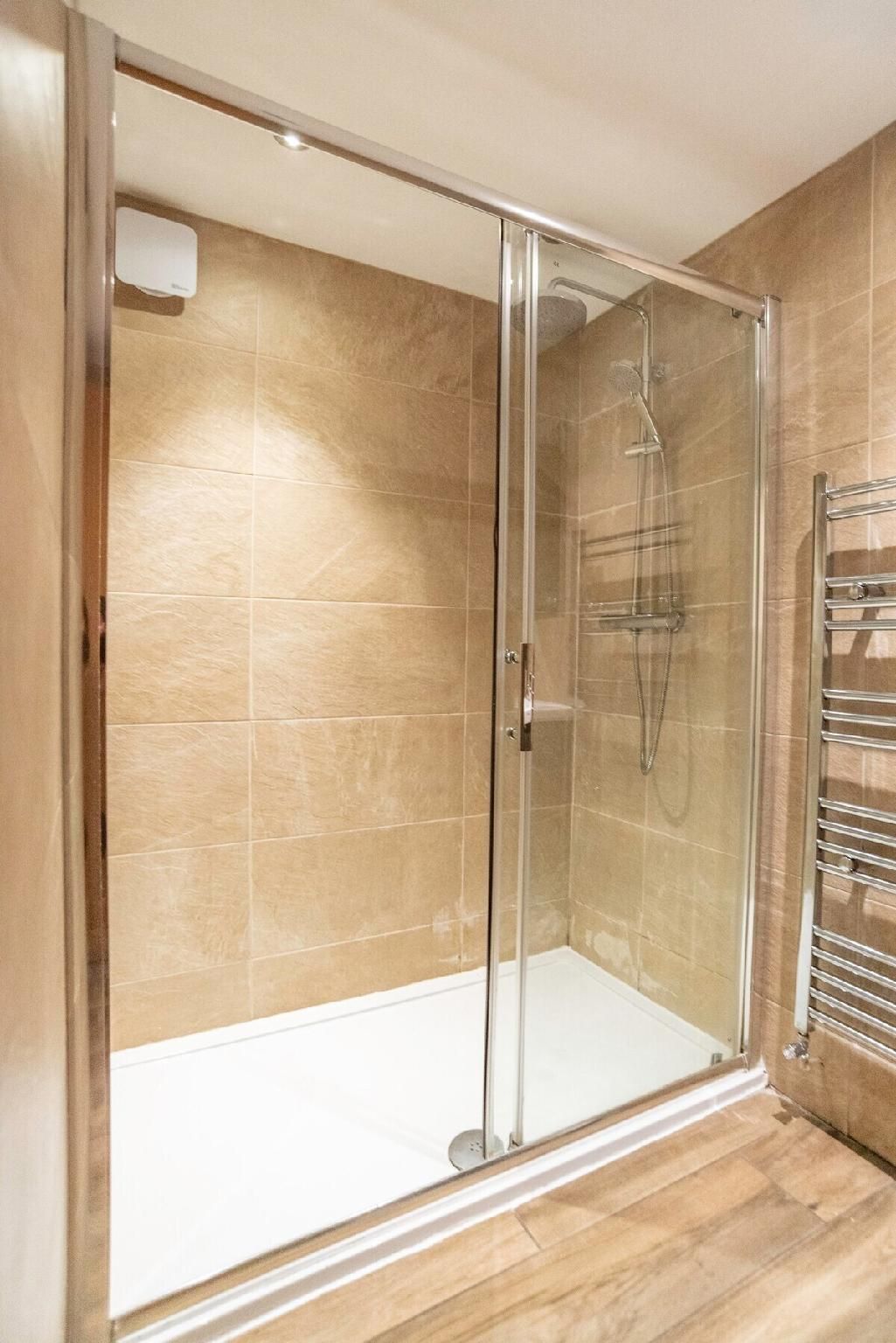 Superior-Apartment-Private Bathroom