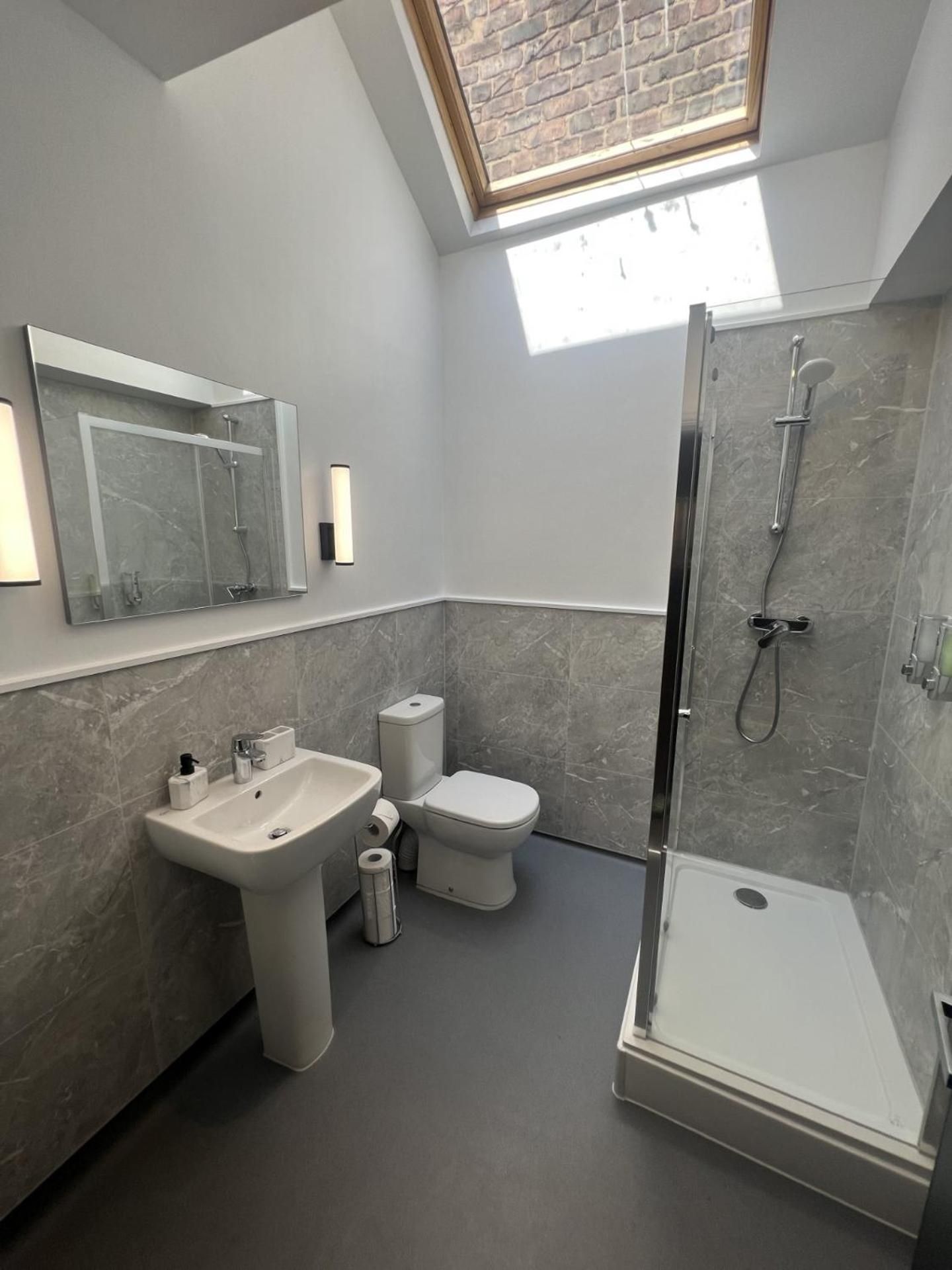 Triple Room with Shower