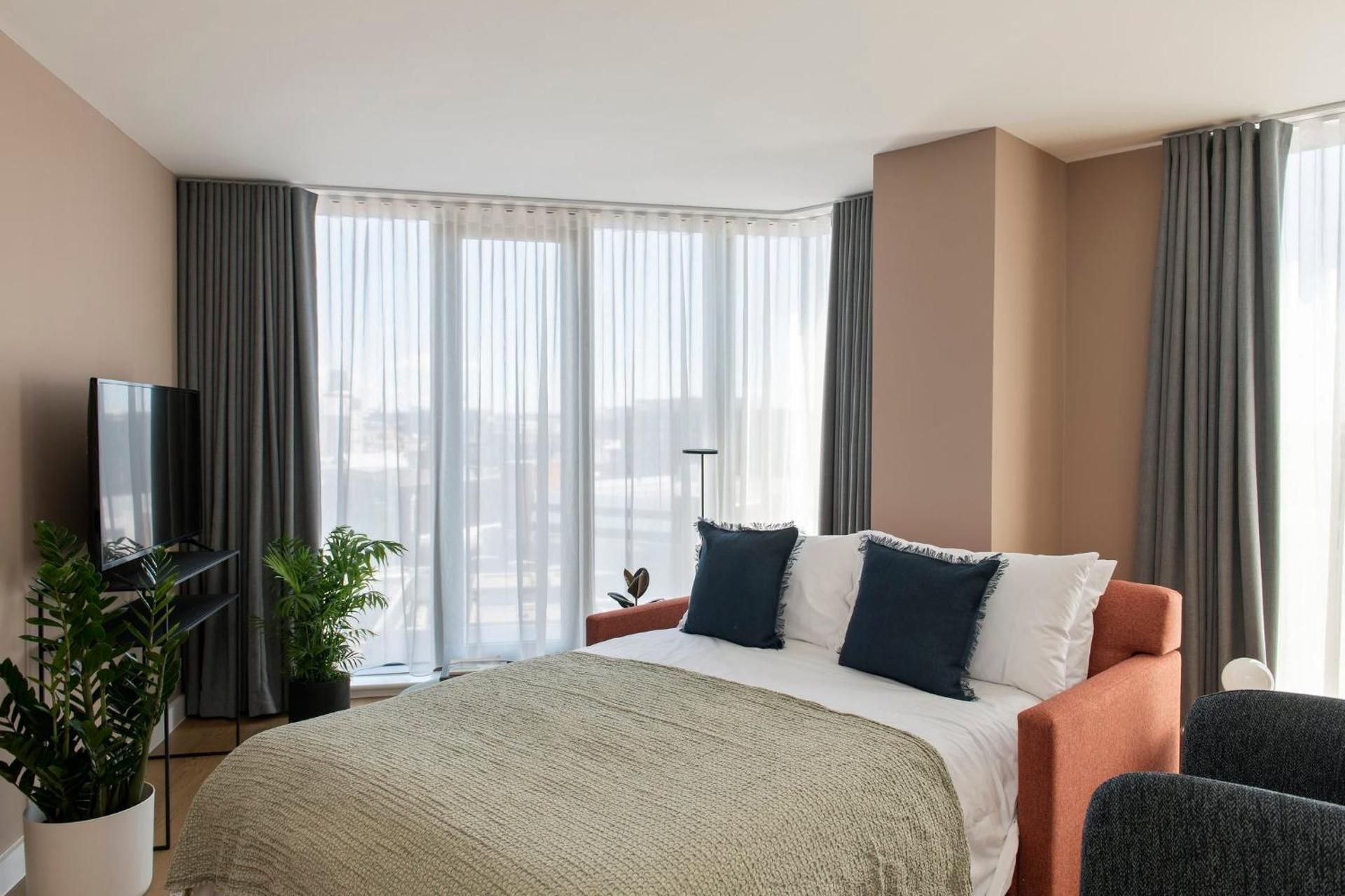 3-Bedroom Apartment