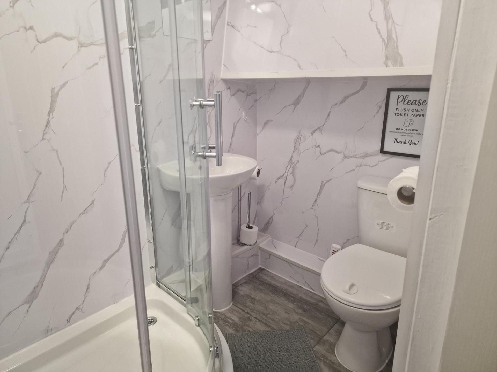 Double Room with Private Bathroom