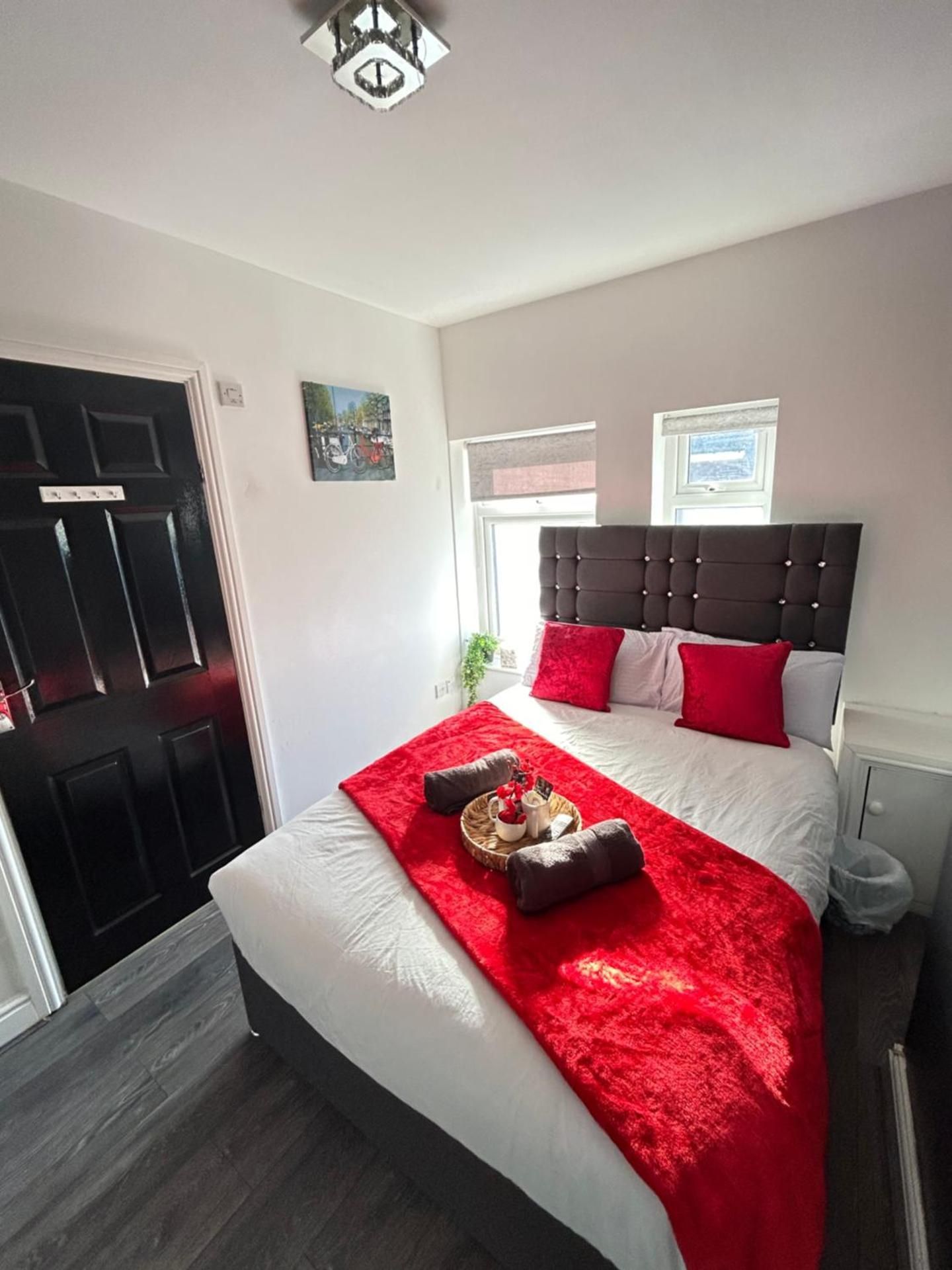 Double Room with Private Bathroom