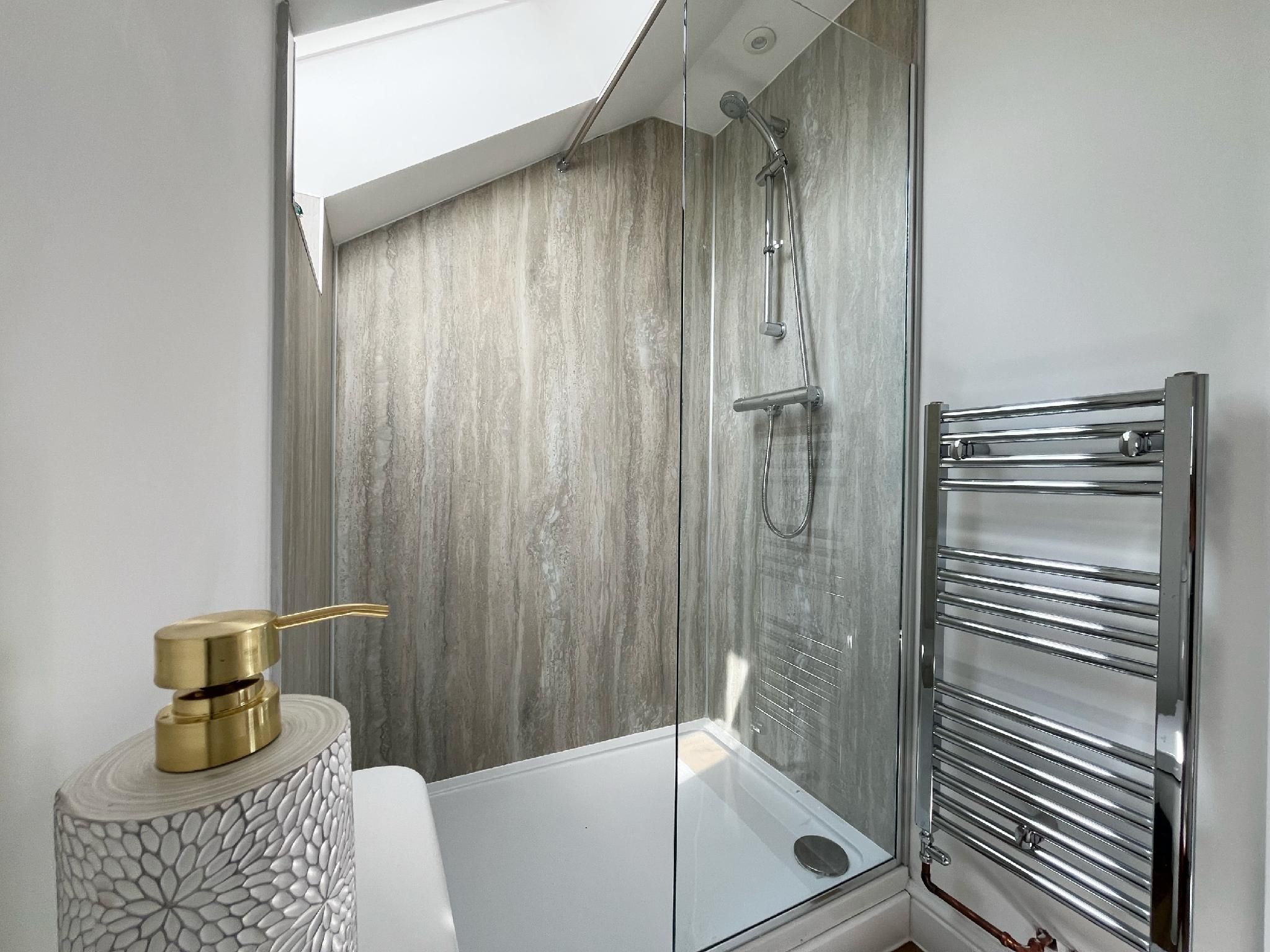 One Bedroom Apartment