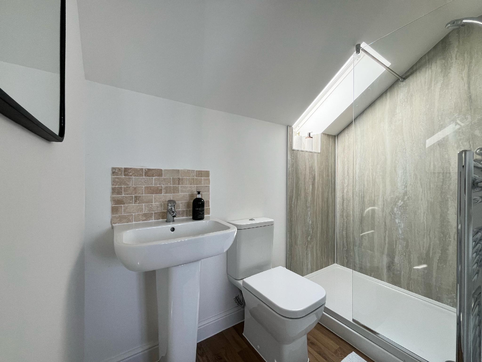 Deluxe Two Bedroom Apartment